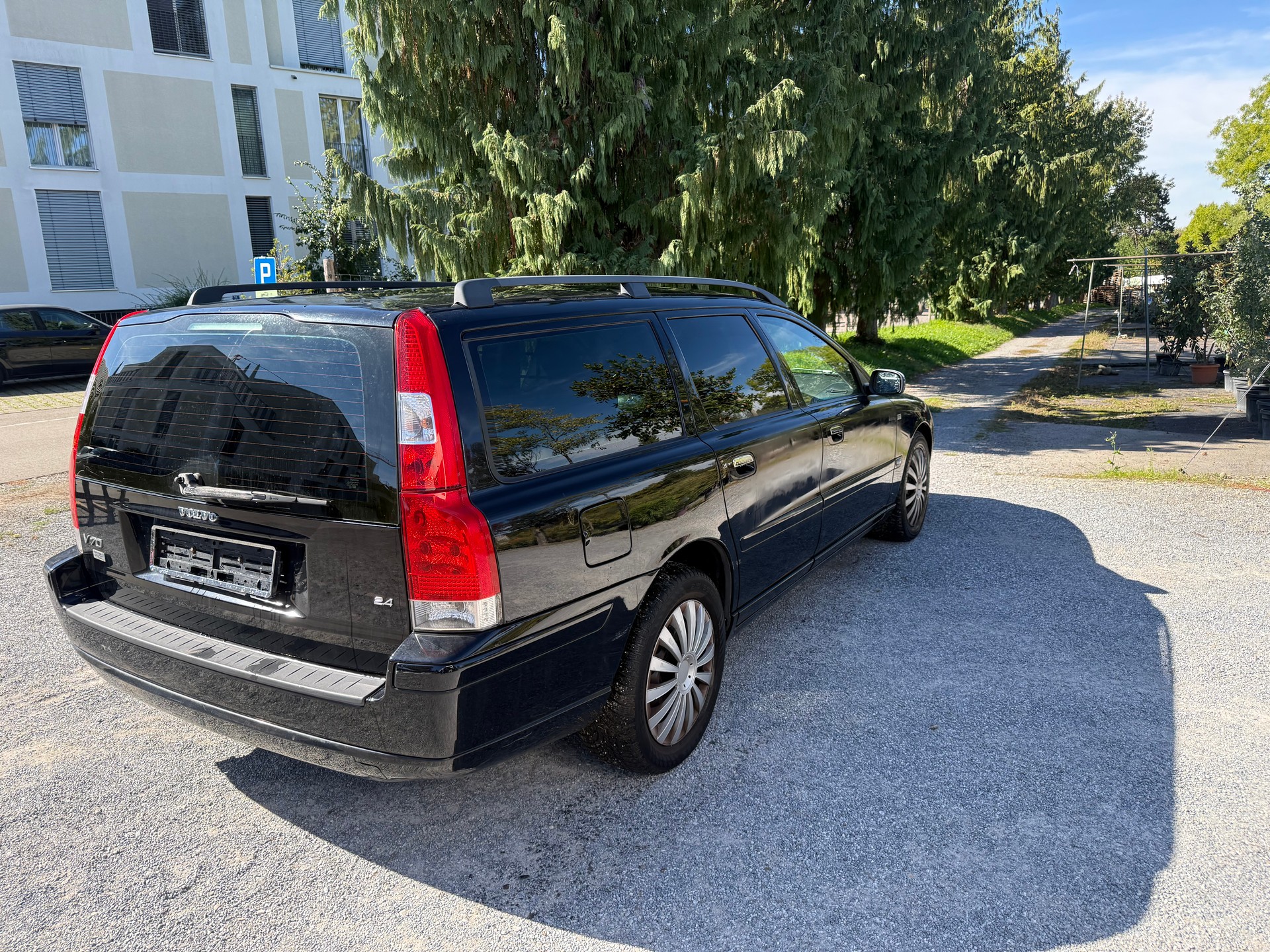 VOLVO V70 2.4 Momentum-image-8