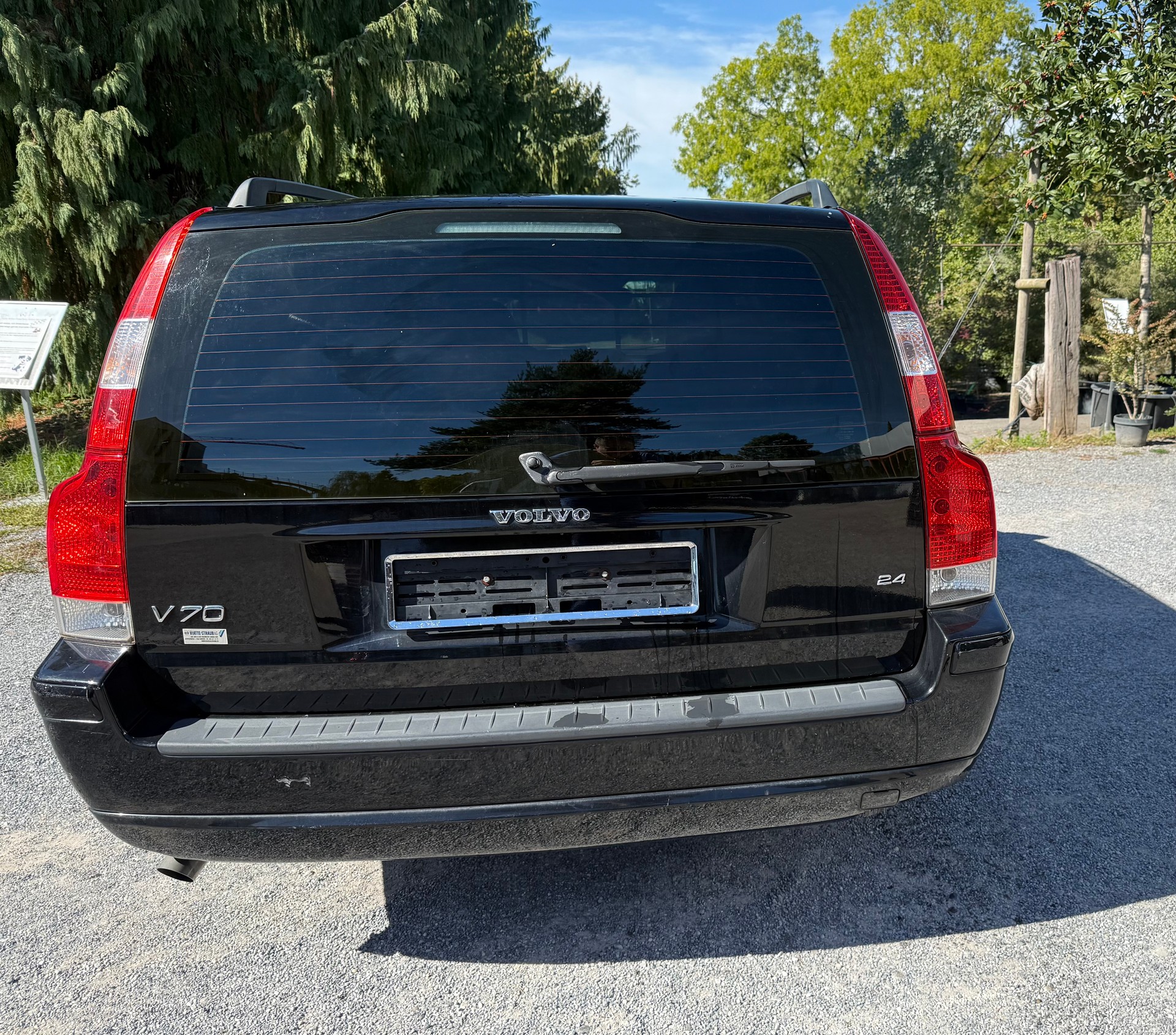 VOLVO V70 2.4 Momentum-image-7