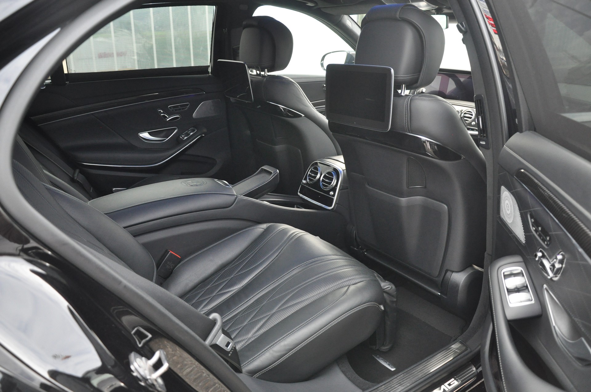 MERCEDES-BENZ S 63 AMG L 4Matic+ 9G-Tronic-image-16