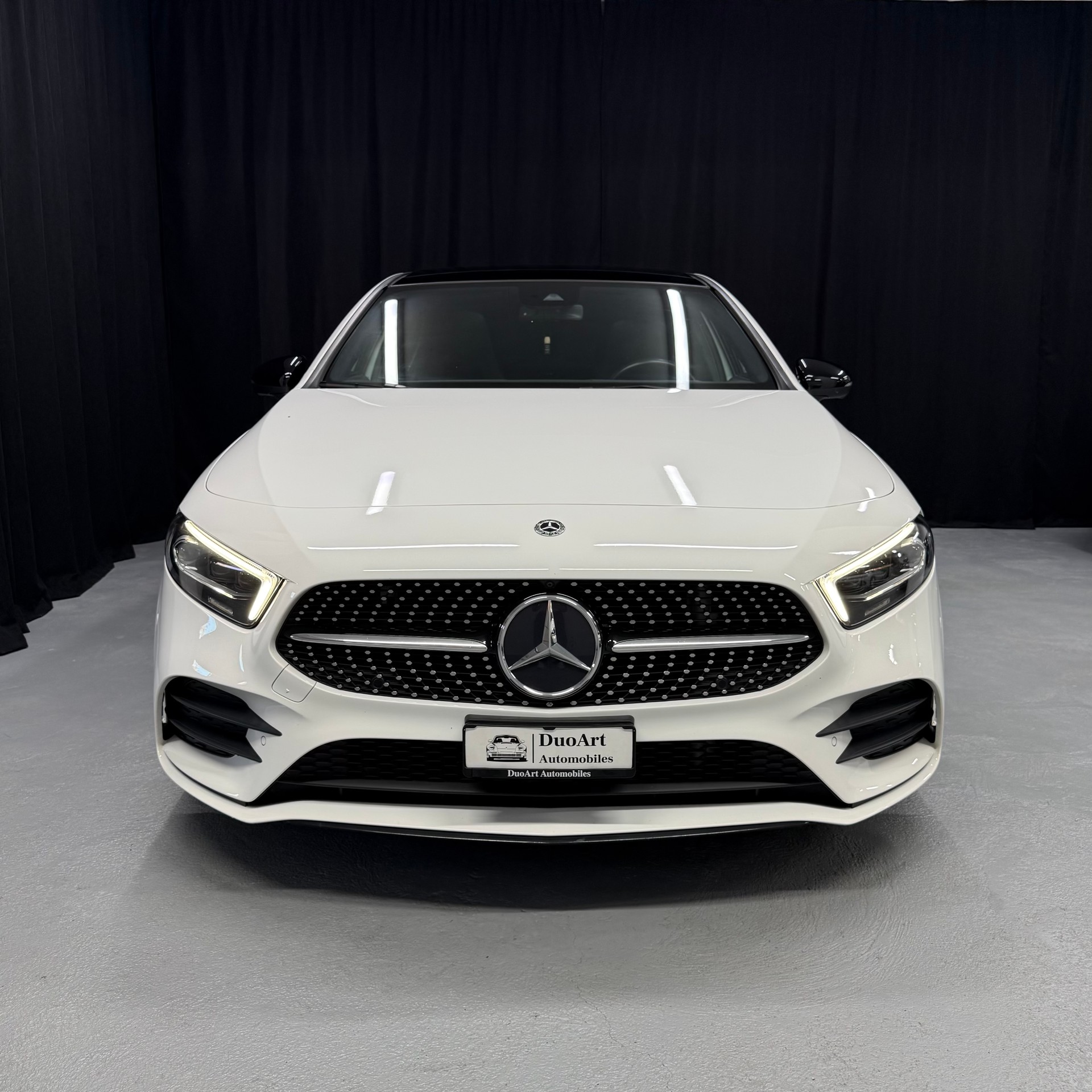 MERCEDES-BENZ A 200 AMG Line 7G-DCT-image-3
