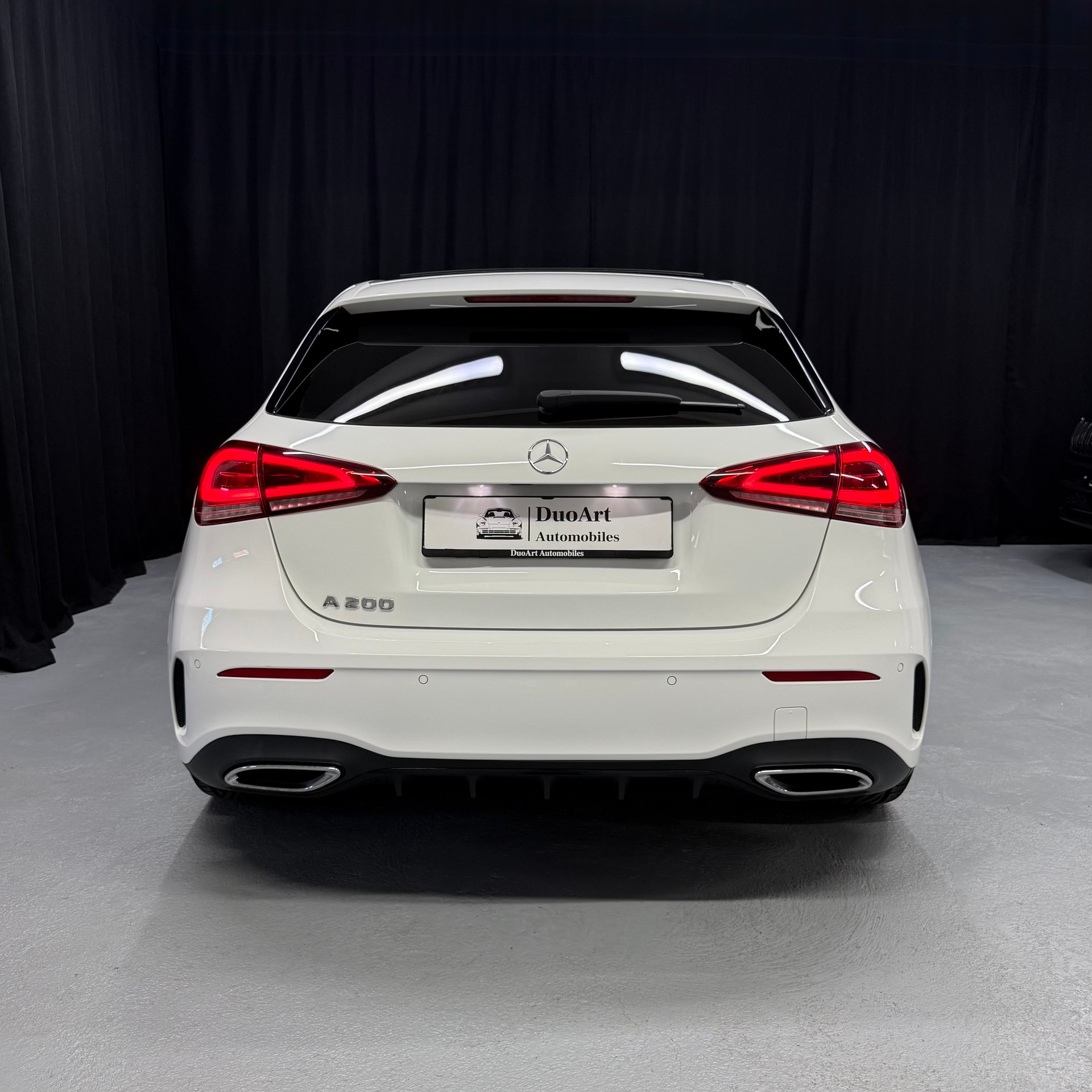 MERCEDES-BENZ A 200 AMG Line 7G-DCT-image-7