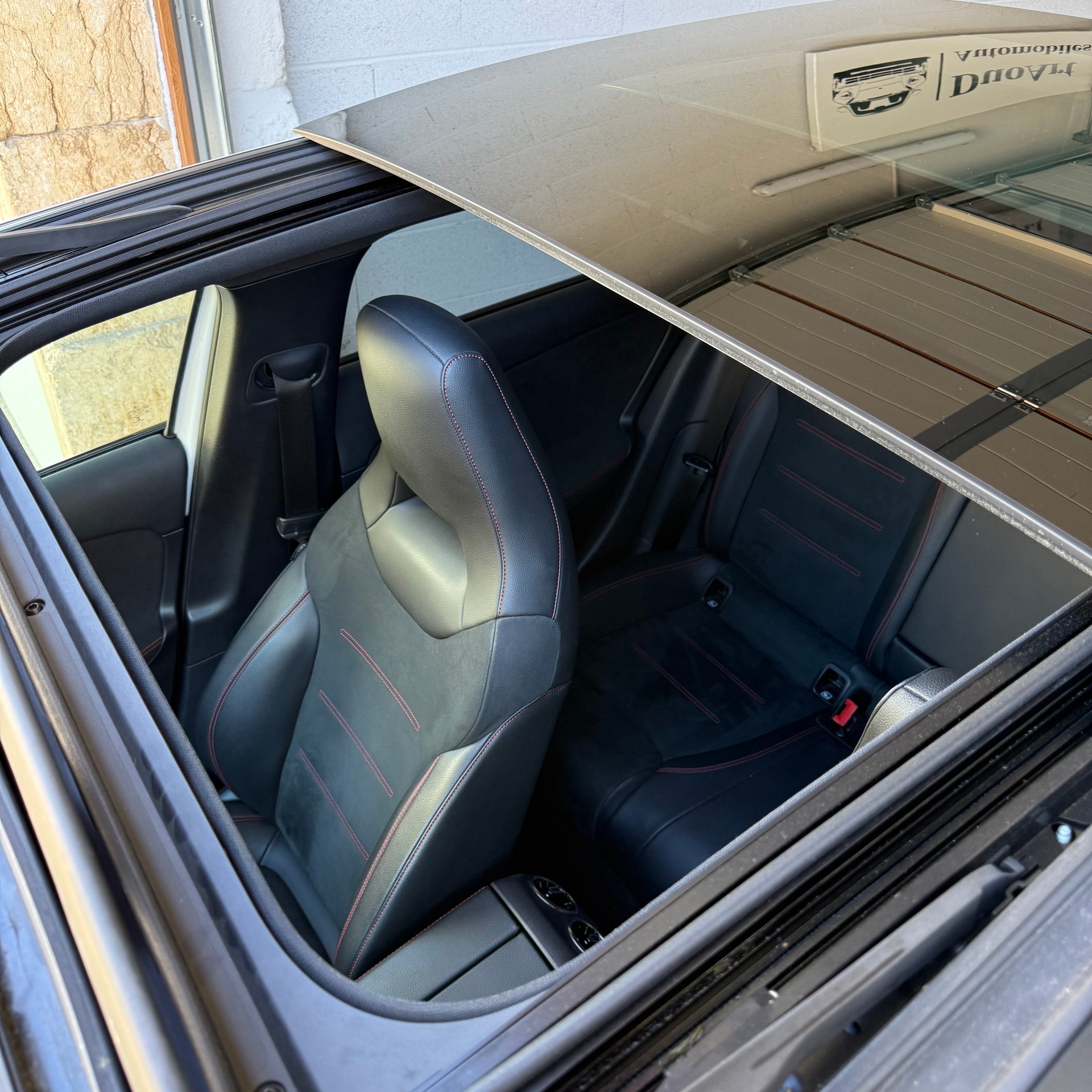 MERCEDES-BENZ A 200 AMG Line 7G-DCT-image-1