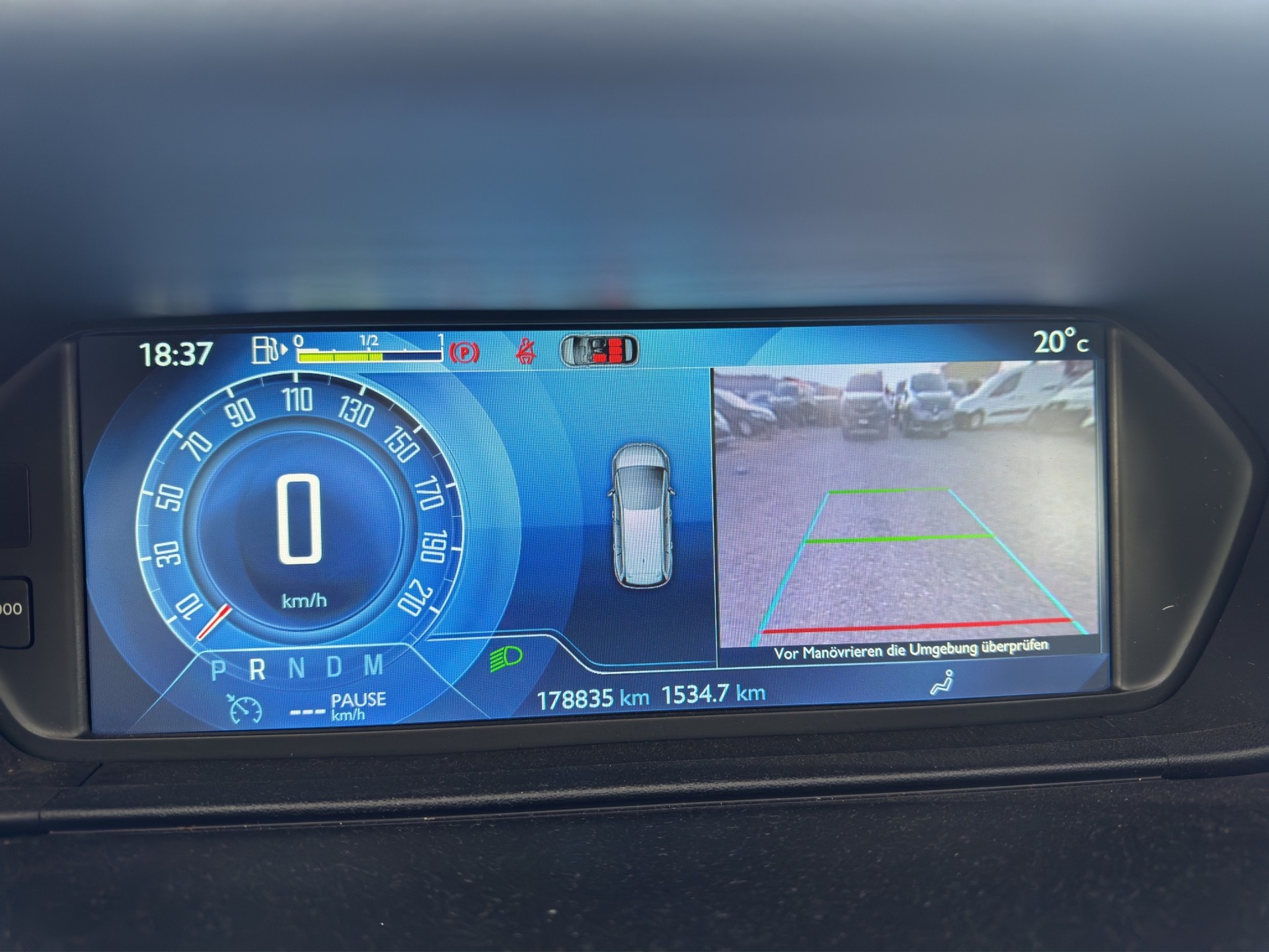 CITROEN Grand C4 Picasso 1.6 BlueHDi Exclusive EAT6-image-10