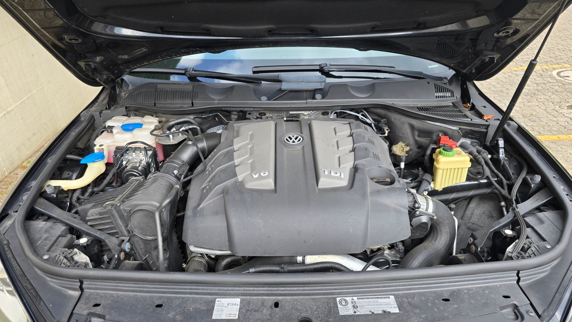 VW Touareg 3.0 V6 TDI 245 BlueMT-image-5