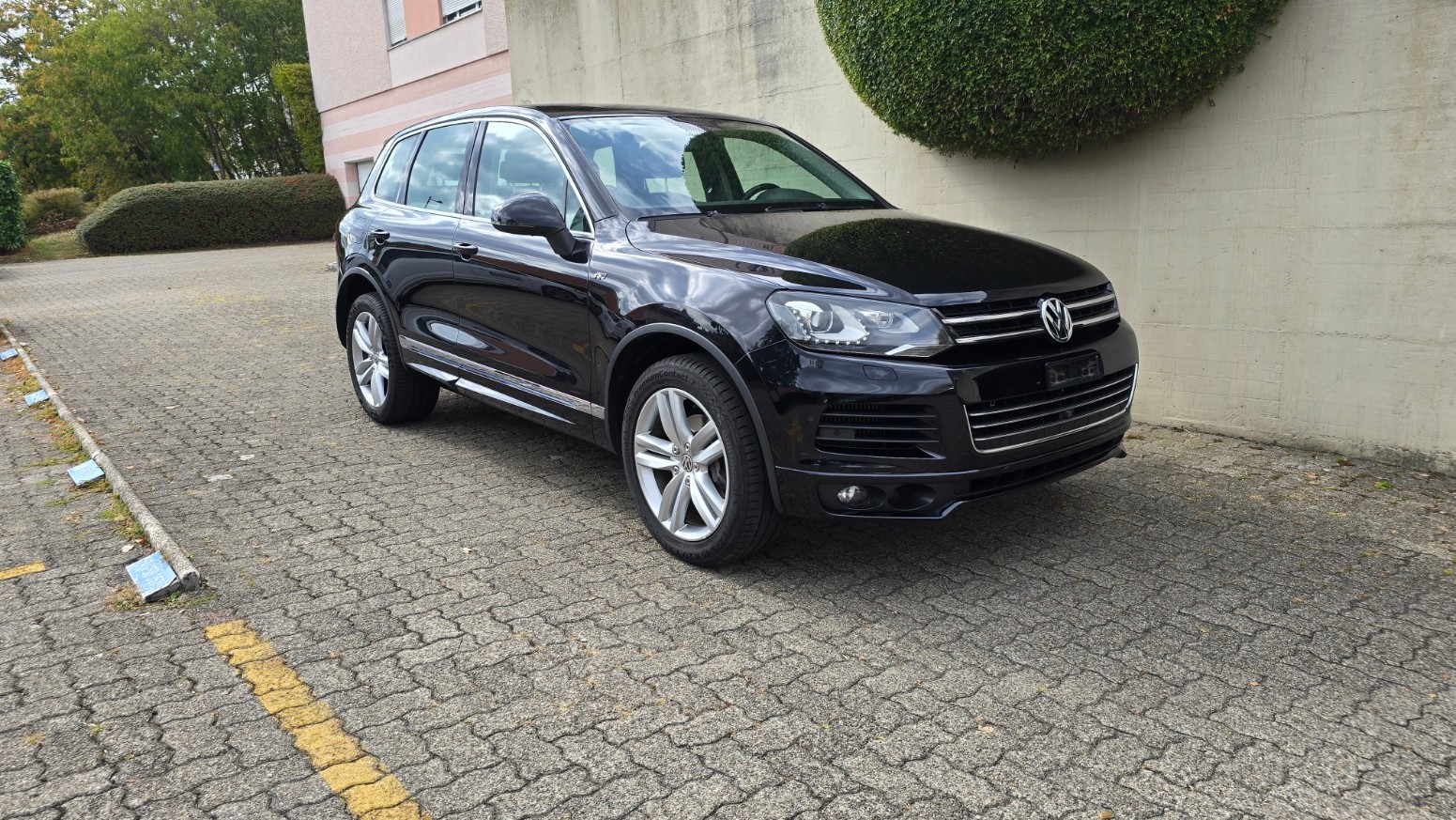 VW Touareg 3.0 V6 TDI 245 BlueMT-image-0