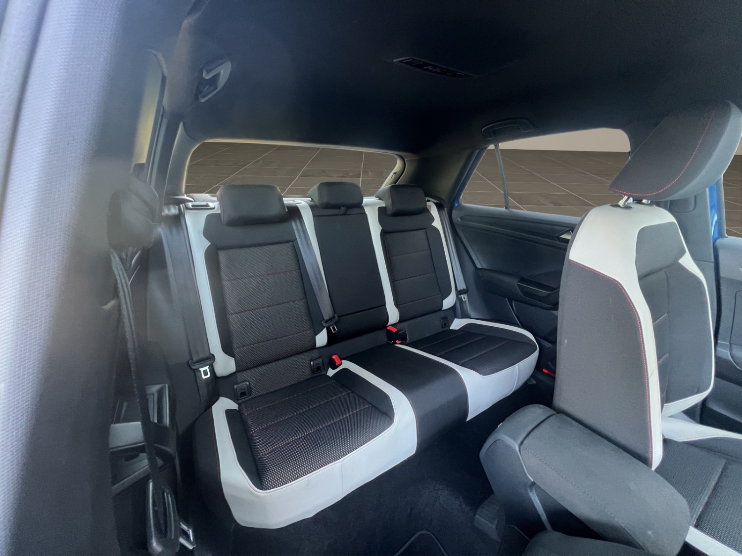 VW T-Roc 2.0 TSI Sport DSG 4motion-image-21