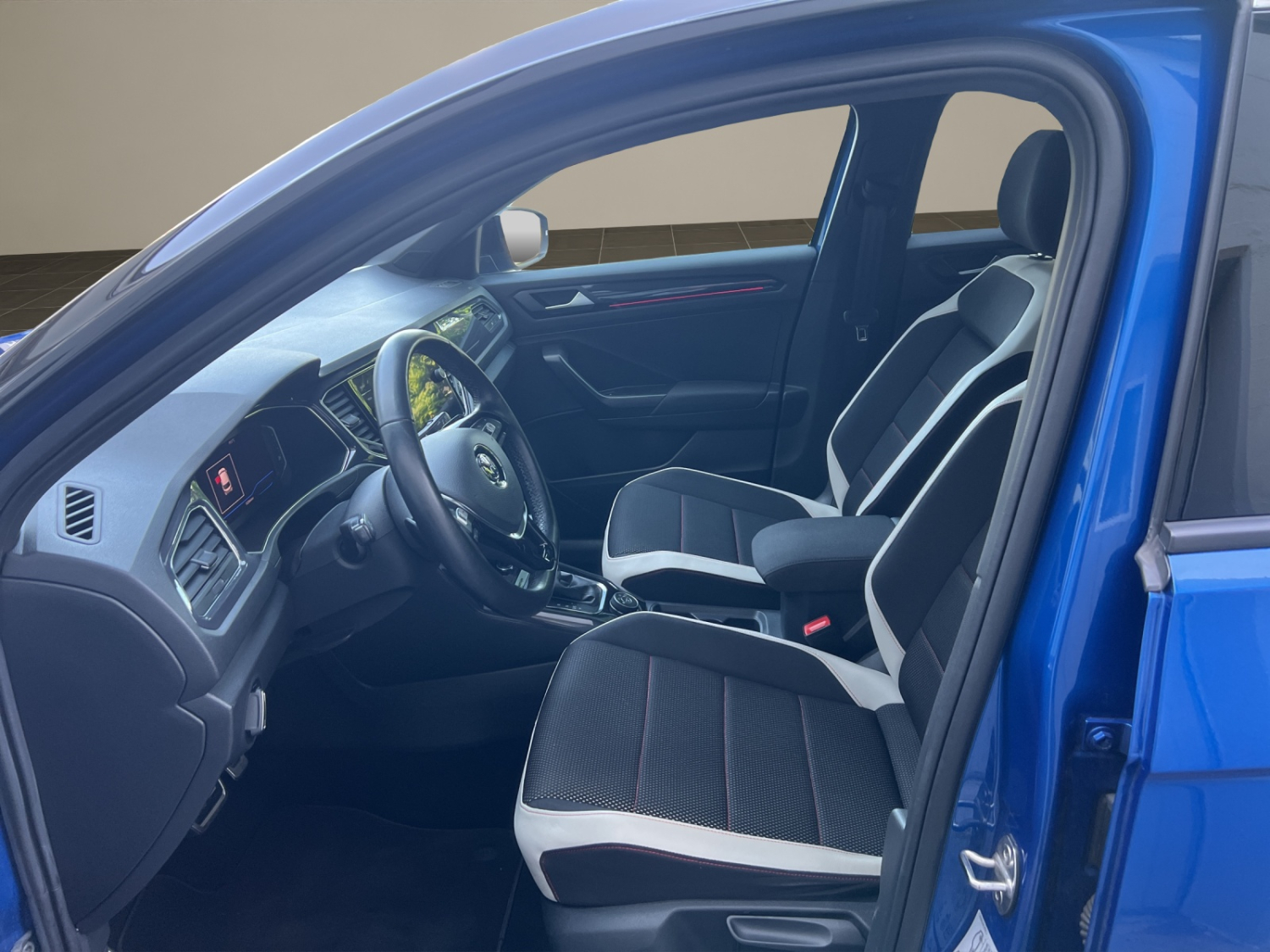 VW T-Roc 2.0 TSI Sport DSG 4motion-image-8