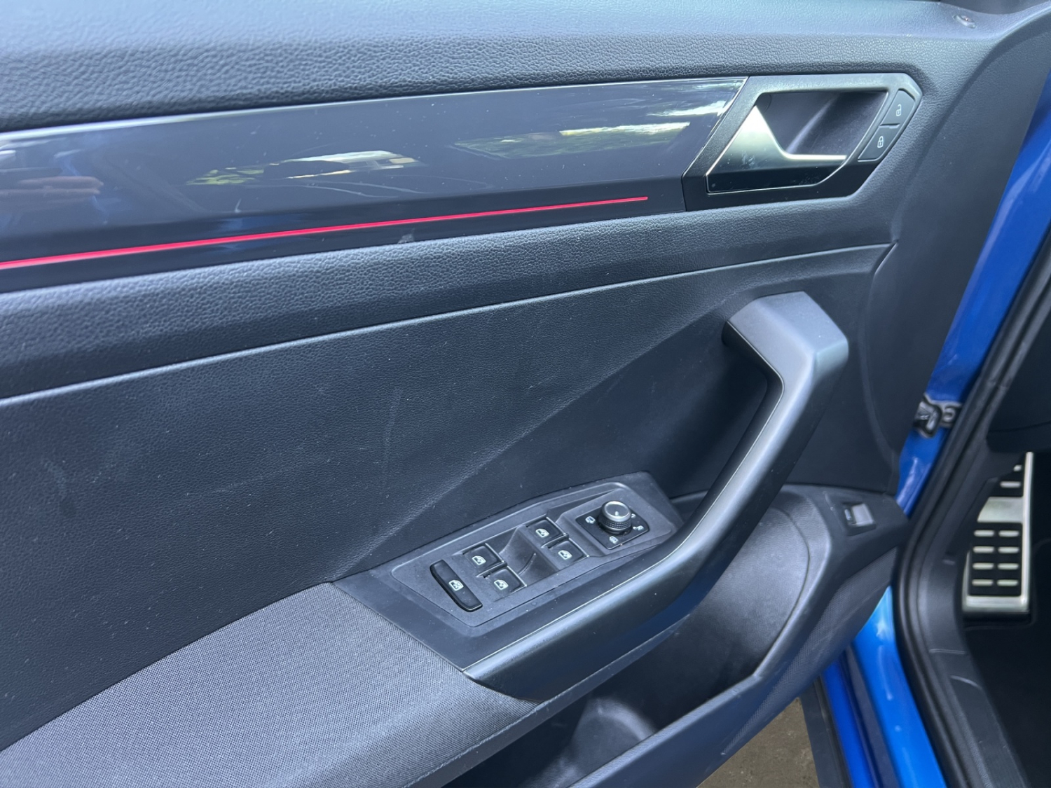 VW T-Roc 2.0 TSI Sport DSG 4motion-image-17