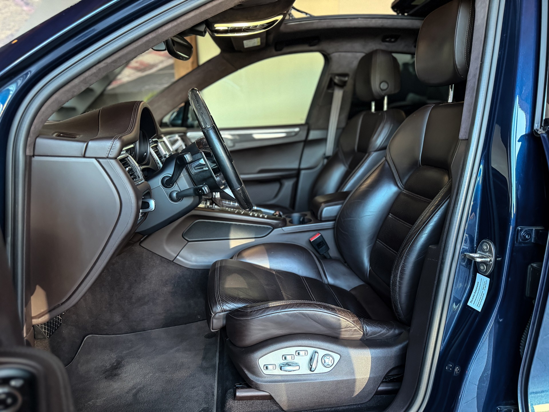 PORSCHE Macan Turbo PDK-image-6