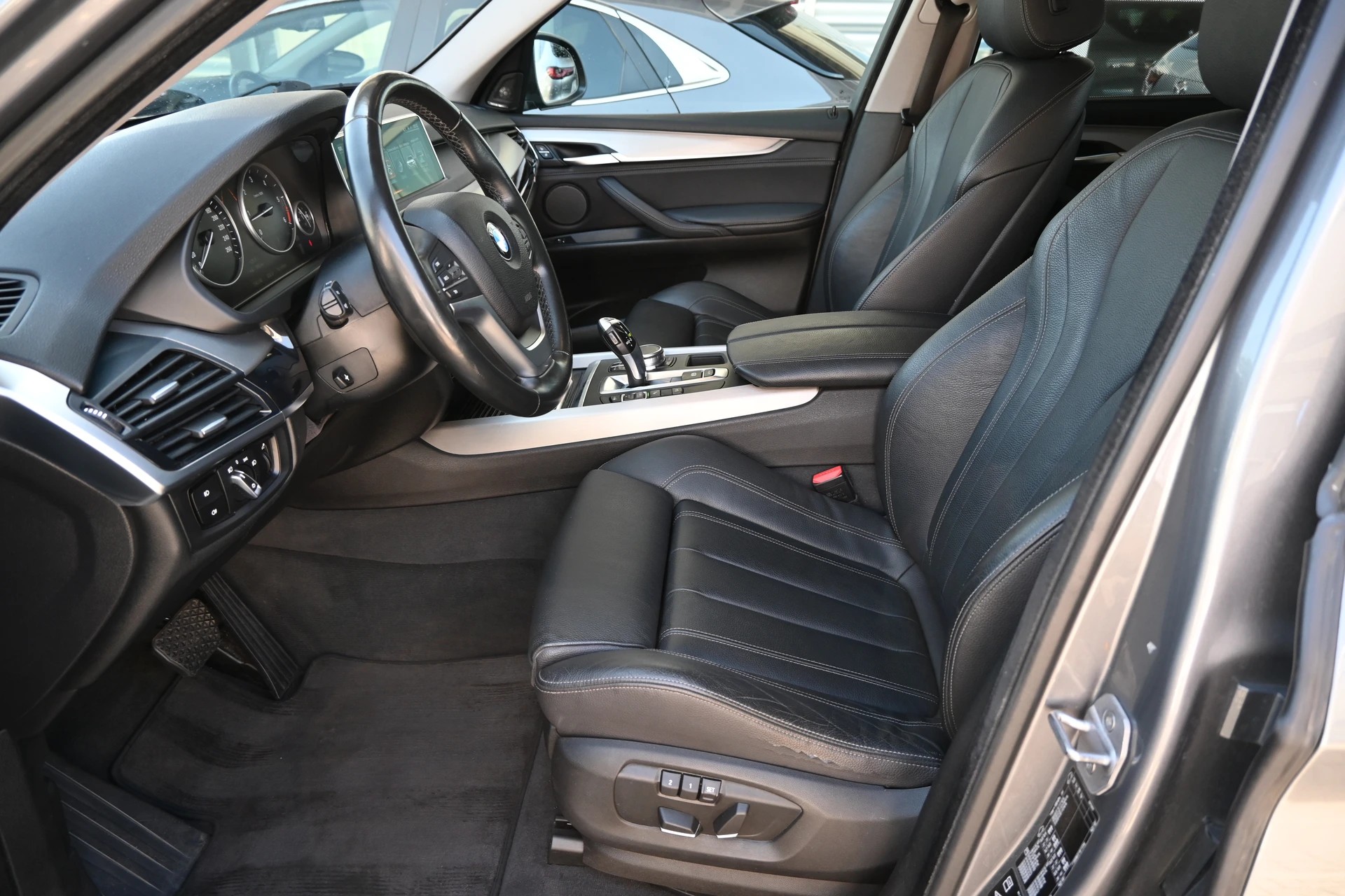 BMW X5 xDrive 40d Steptronic + Frisch ab MFK 10.2026-image-9