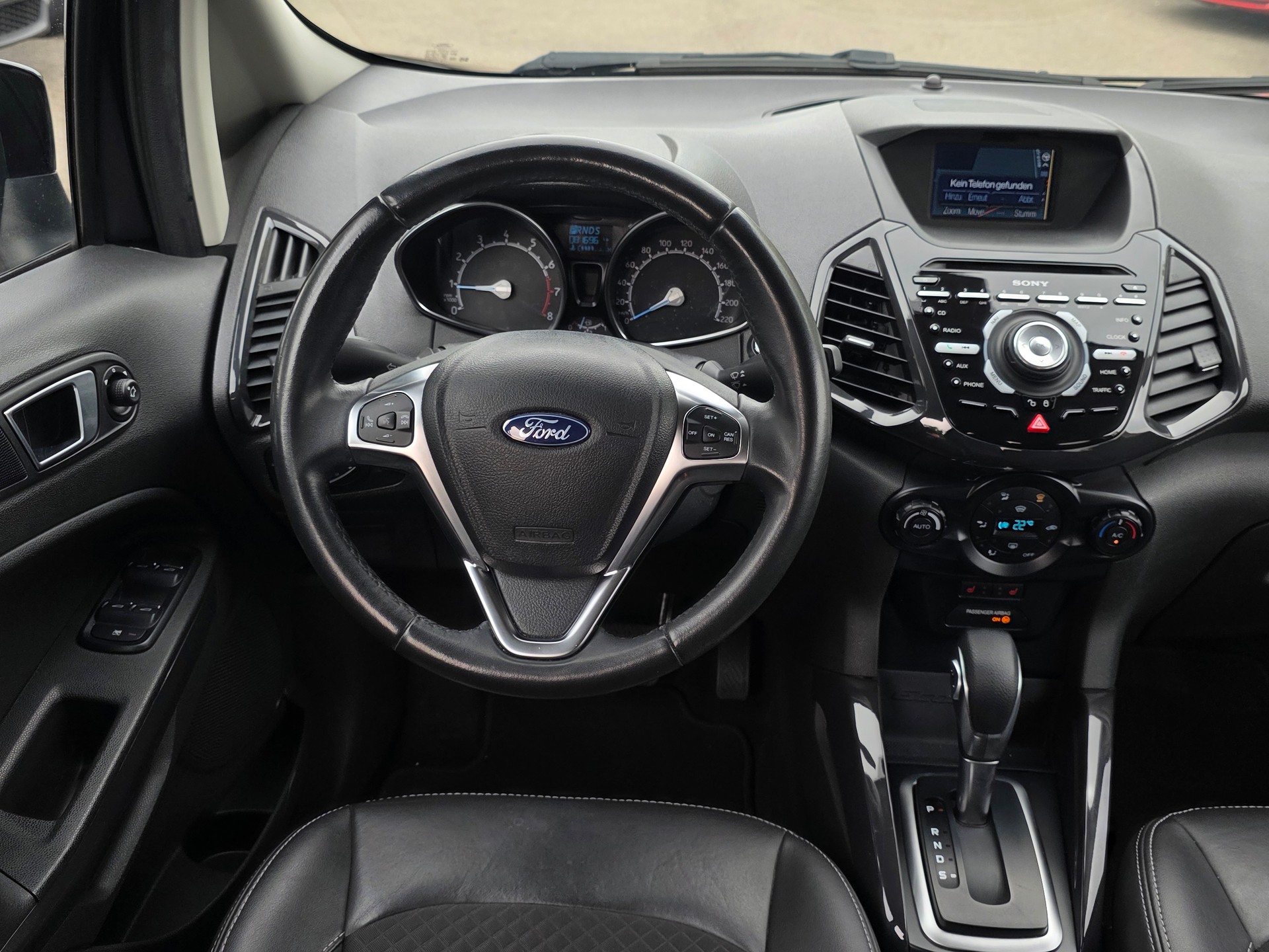 FORD EcoSport 1.5 Titanium PowerShift * CH-Fahrzeug * Top Zustand *-image-9