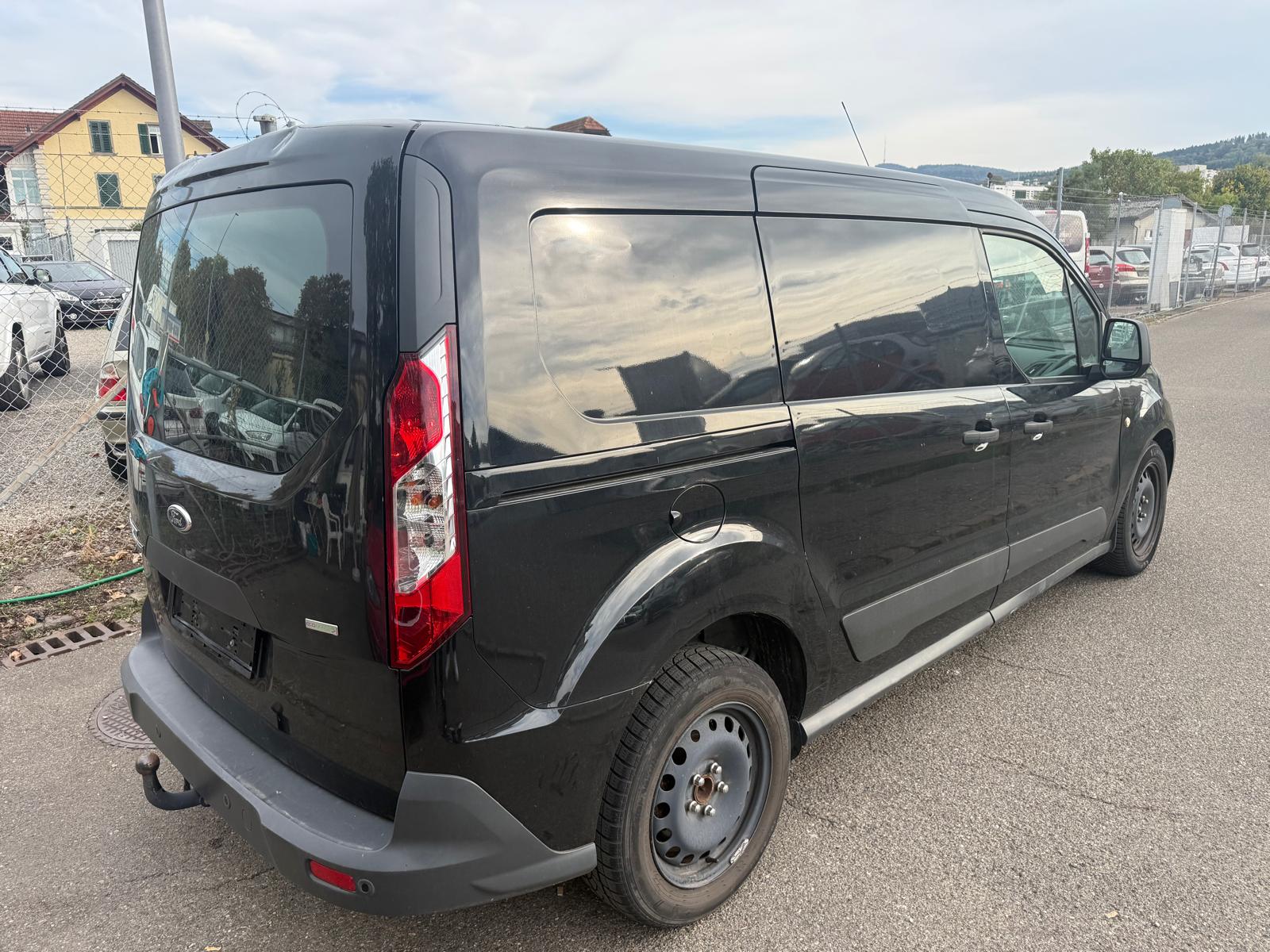 FORD Transit Connect Van T230 1.6 EcoBoost Trend Automat-image-4