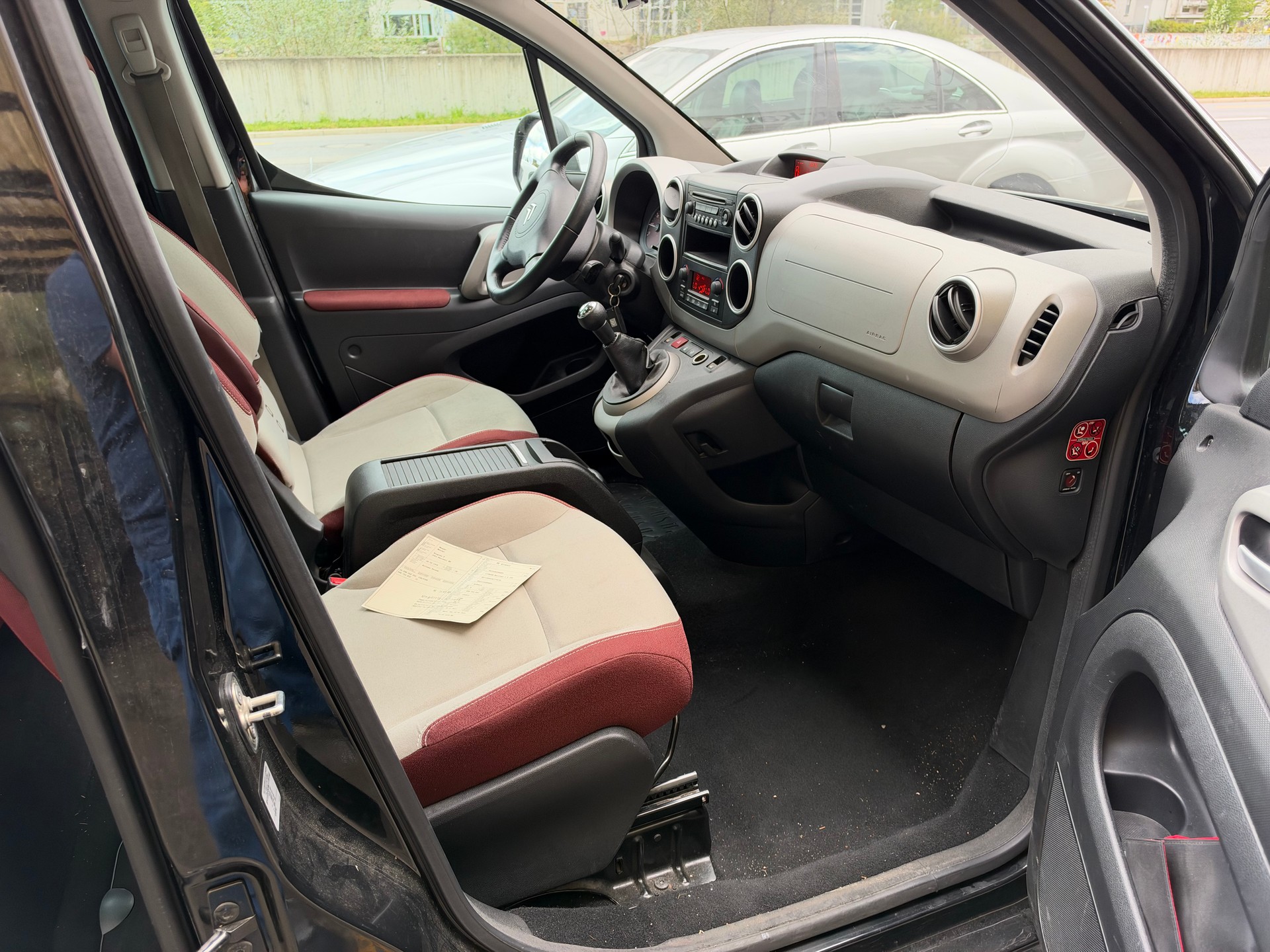 CITROEN Berlingo 1.6 16V Multispace Special-image-12