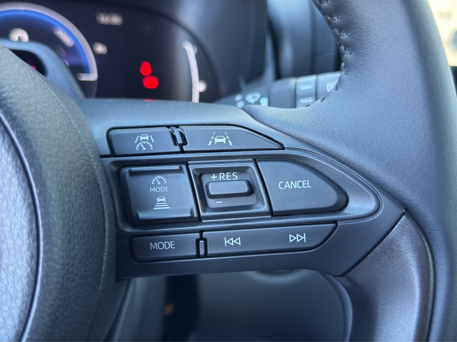TOYOTA Yaris Cross 1.5 Style 4x2 Hybrid-image-22