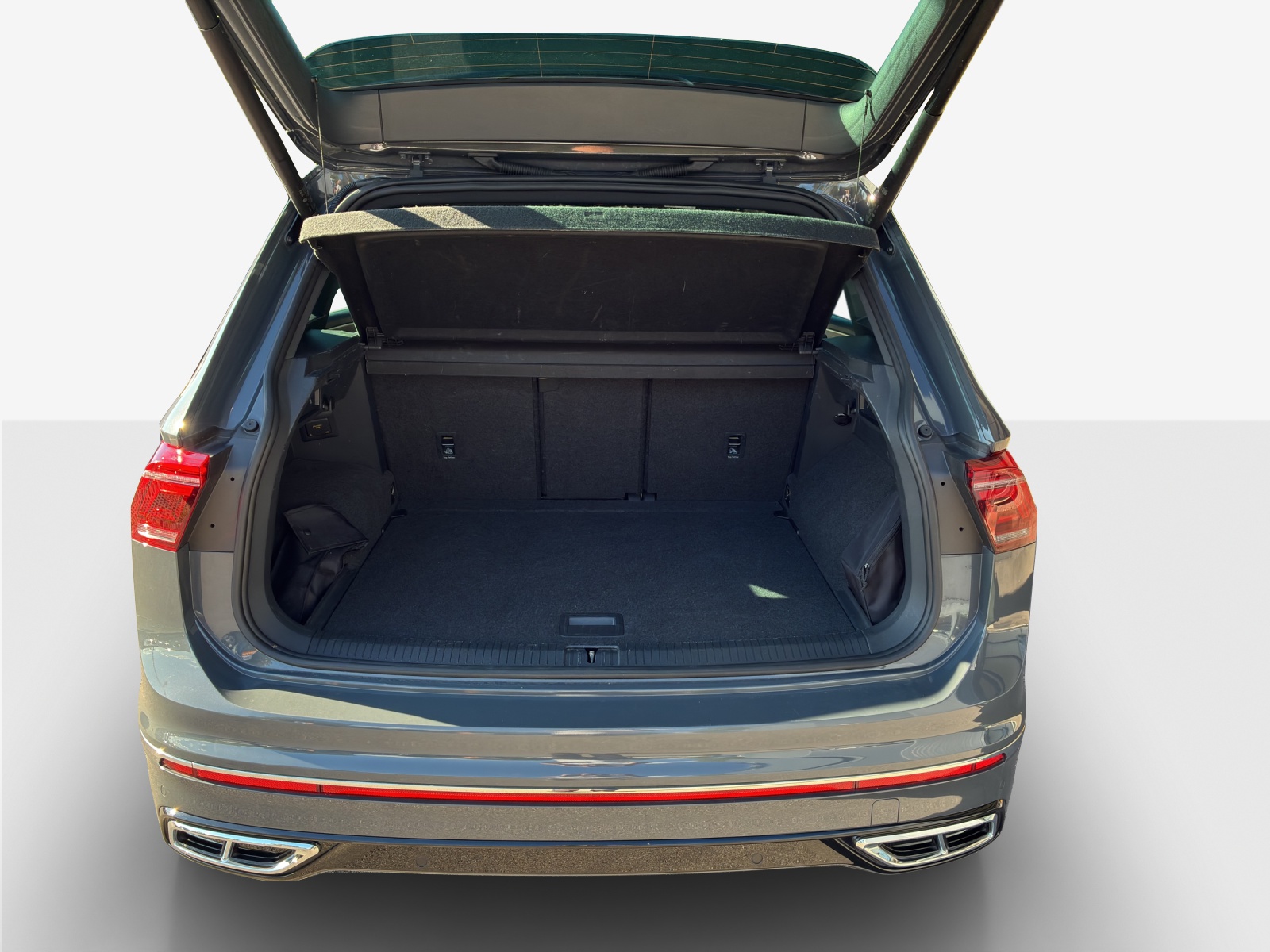 VW Tiguan 2.0 TDI SCR R-Line 4Motion DSG-image-12