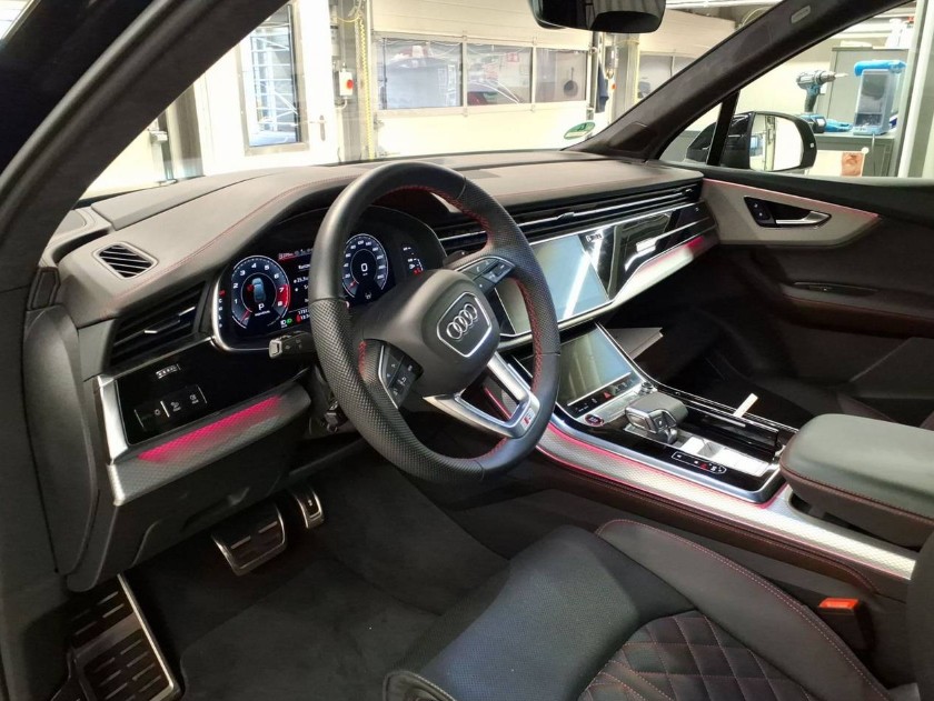 AUDI SQ7 TFSI quattro tiptronic-image-4