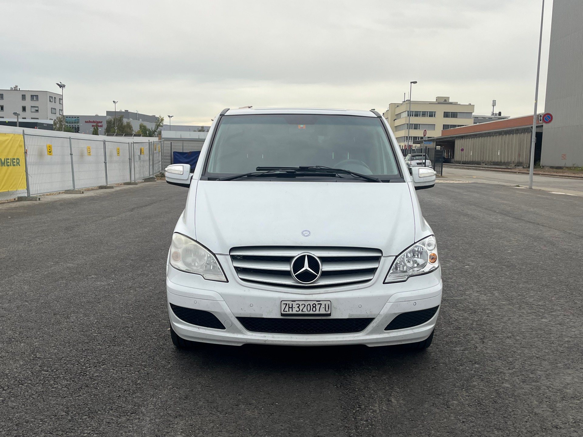 MERCEDES-BENZ Viano 2.0 CDI Blue Efficiency Ambiente L A-image-2