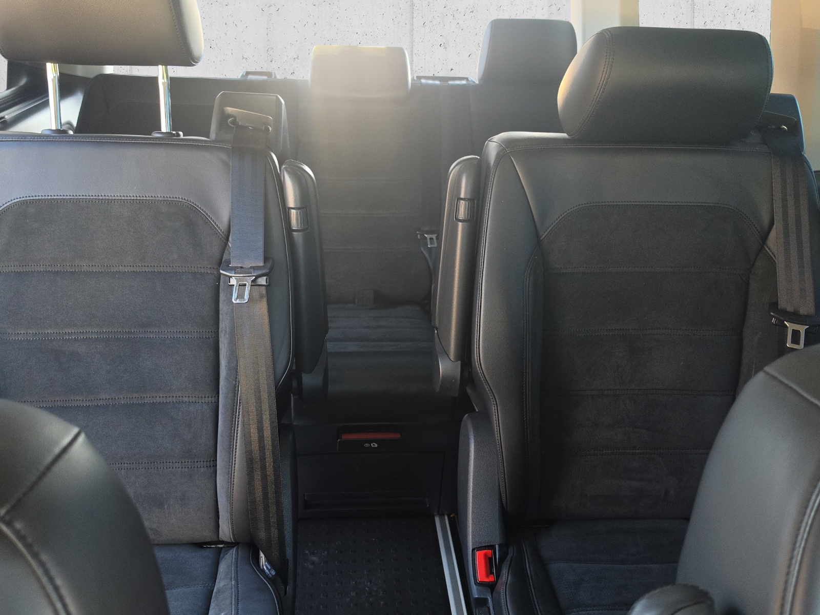 VW T6 Multivan 2.0 TDI Family Generation Six DSG-image-11