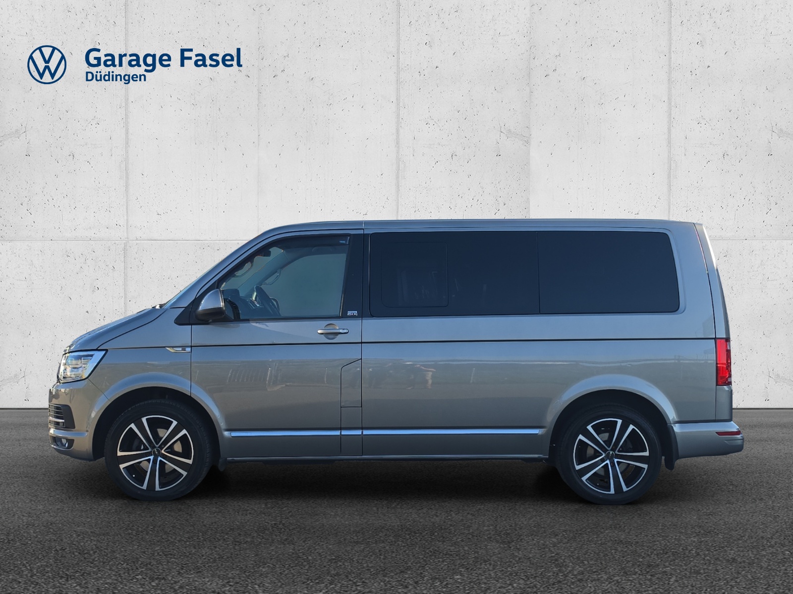 VW T6 Multivan 2.0 TDI Family Generation Six DSG-image-1