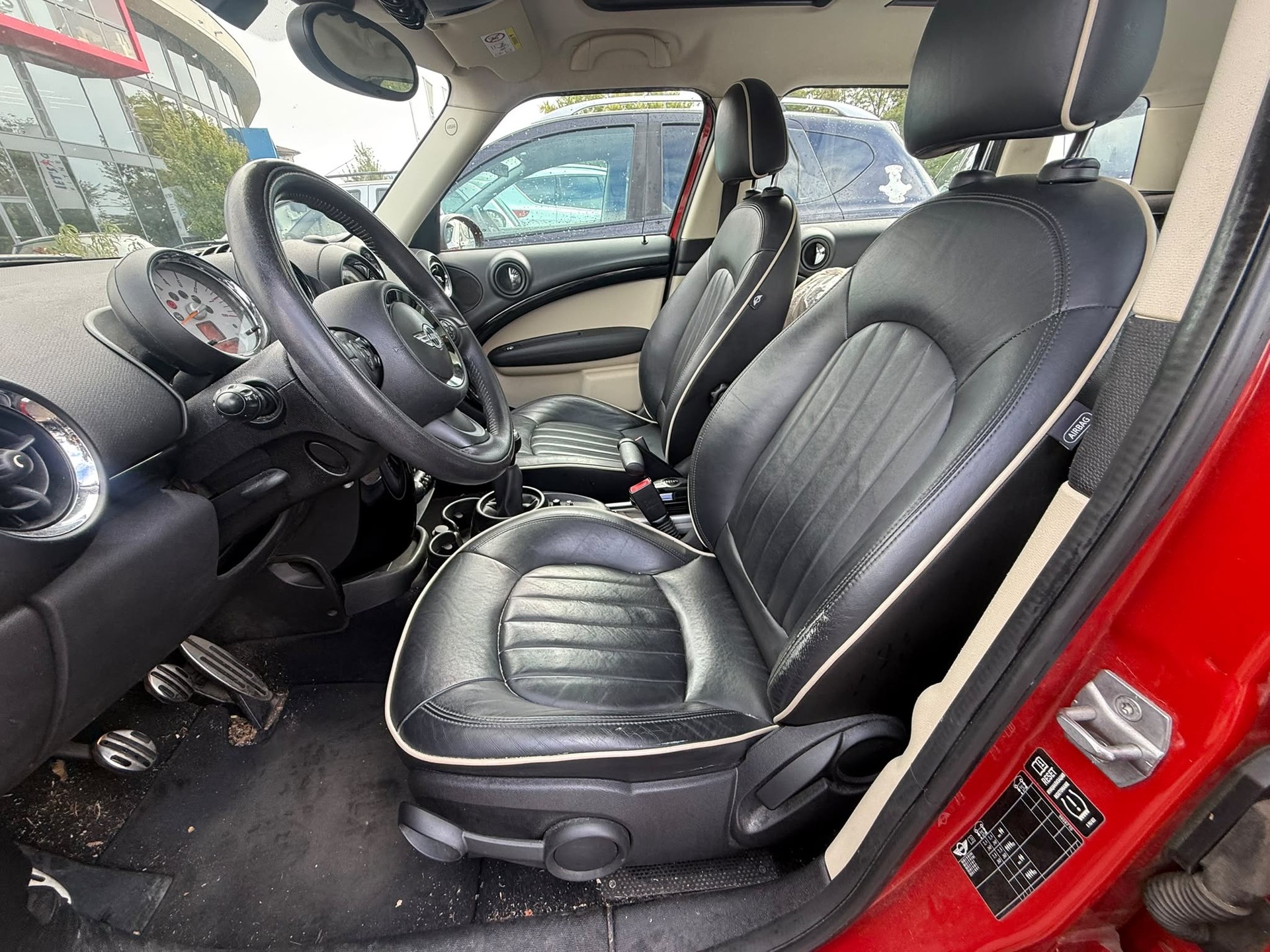 MINI Countryman Cooper S FWD-image-8