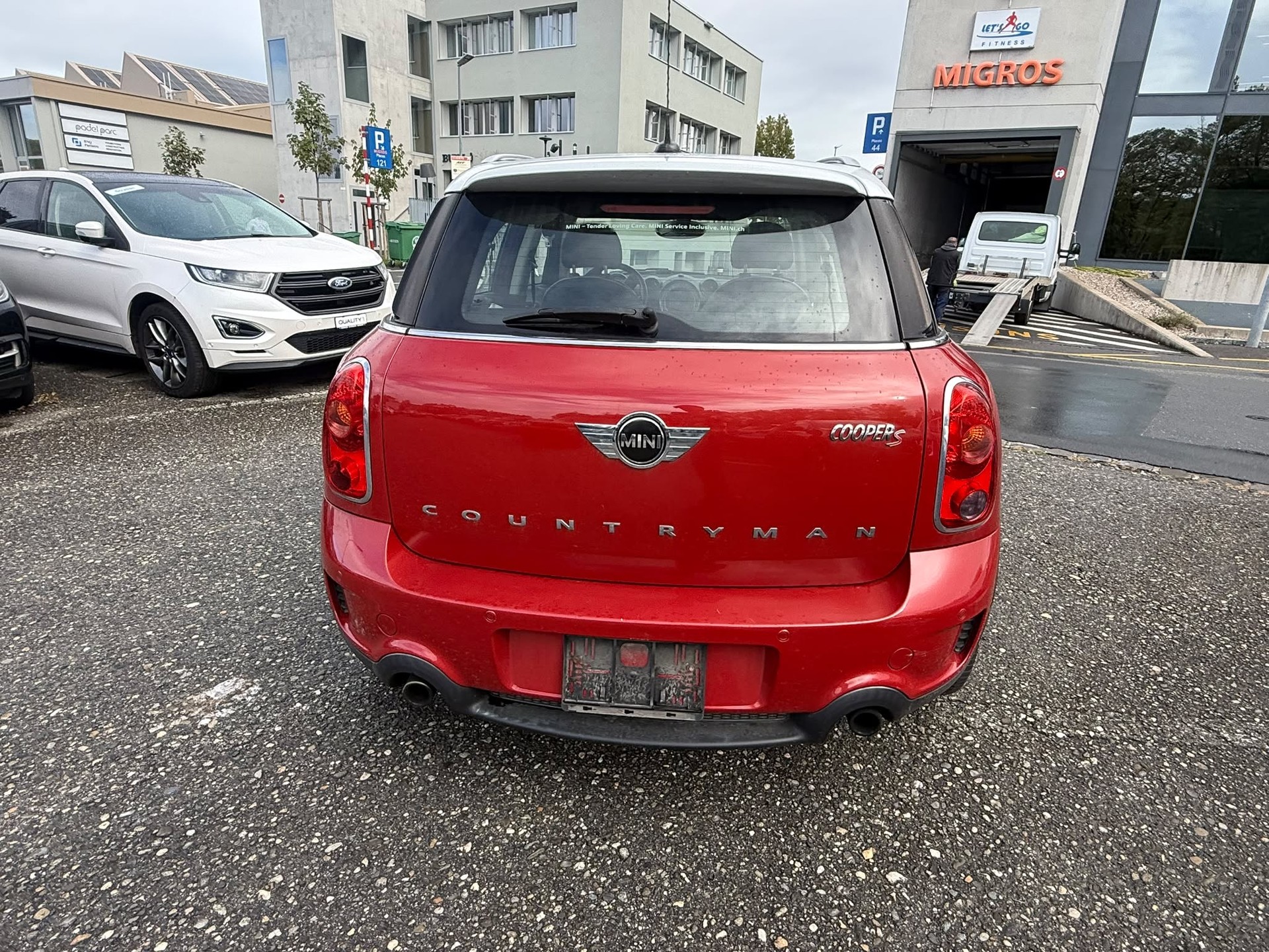 MINI Countryman Cooper S FWD-image-6