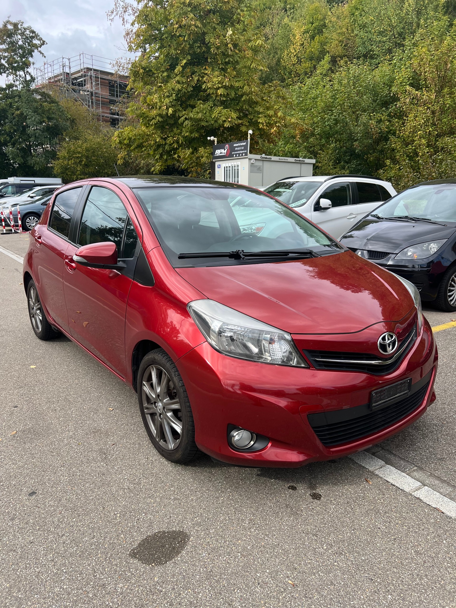 TOYOTA YARIS-image-1