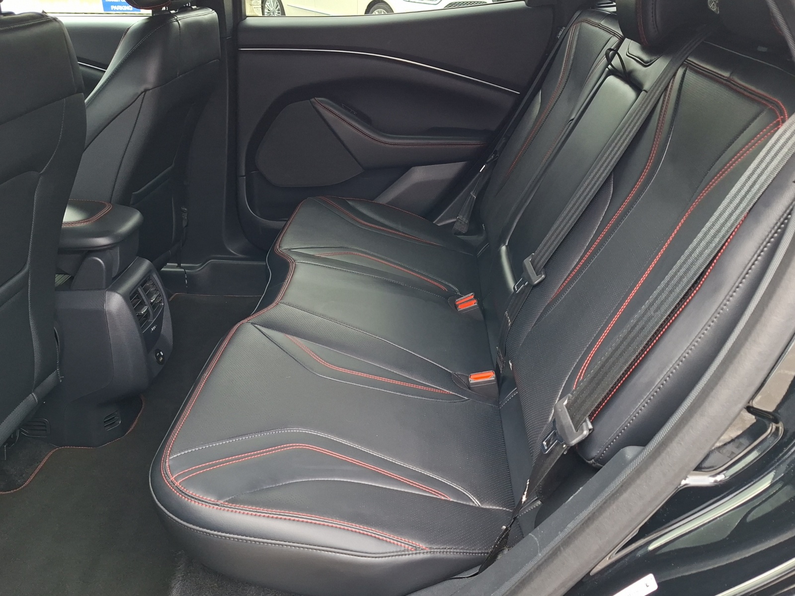 FORD Mustang MACH-E Premium AWD 88 kWh-image-5