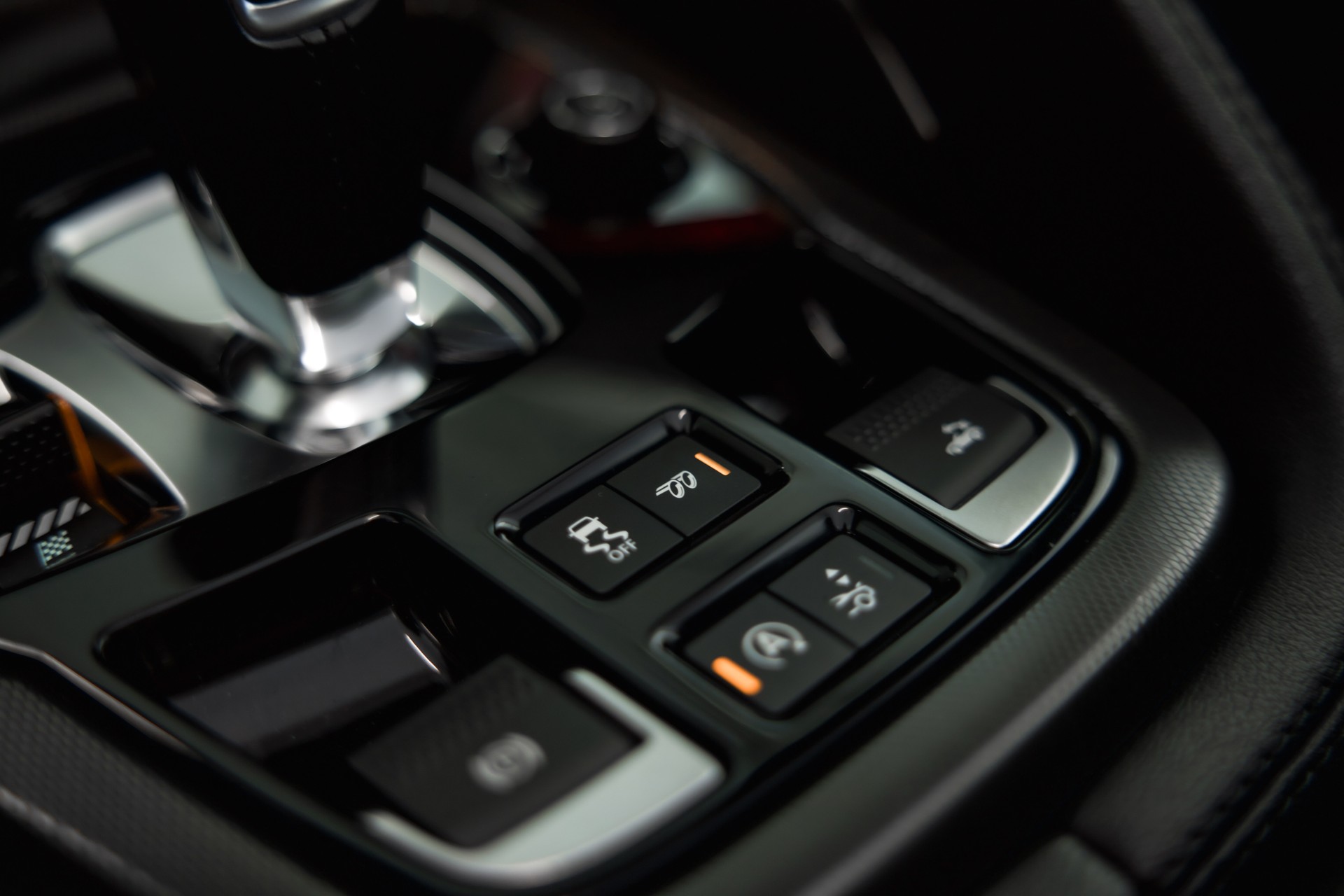 JAGUAR F-Type Convertible V6 S AWD-image-25