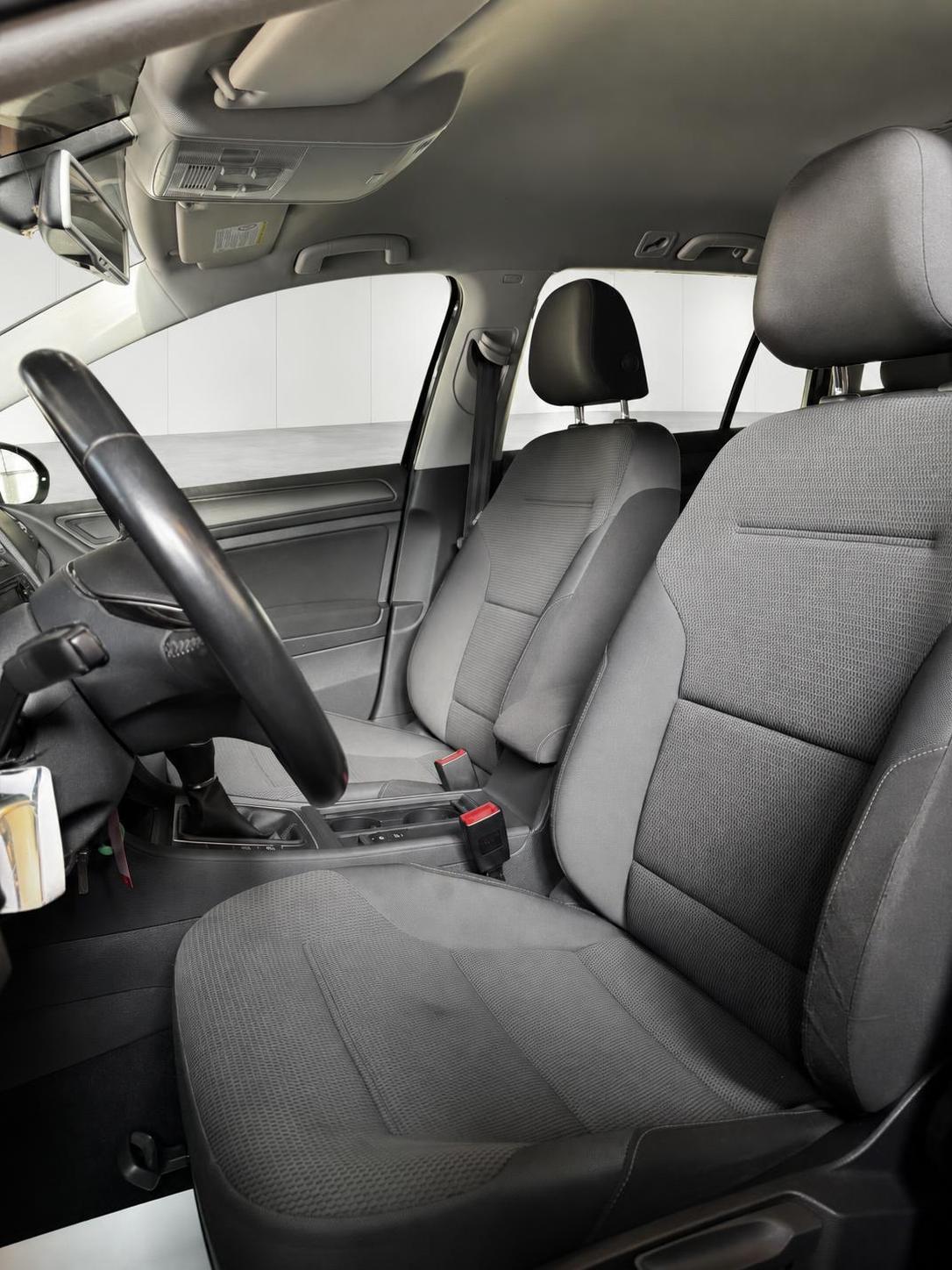 VW Golf Variant 1.6 TDI Cup 4Motion Frisch ab MFK / 12 Monate Garantie-image-14