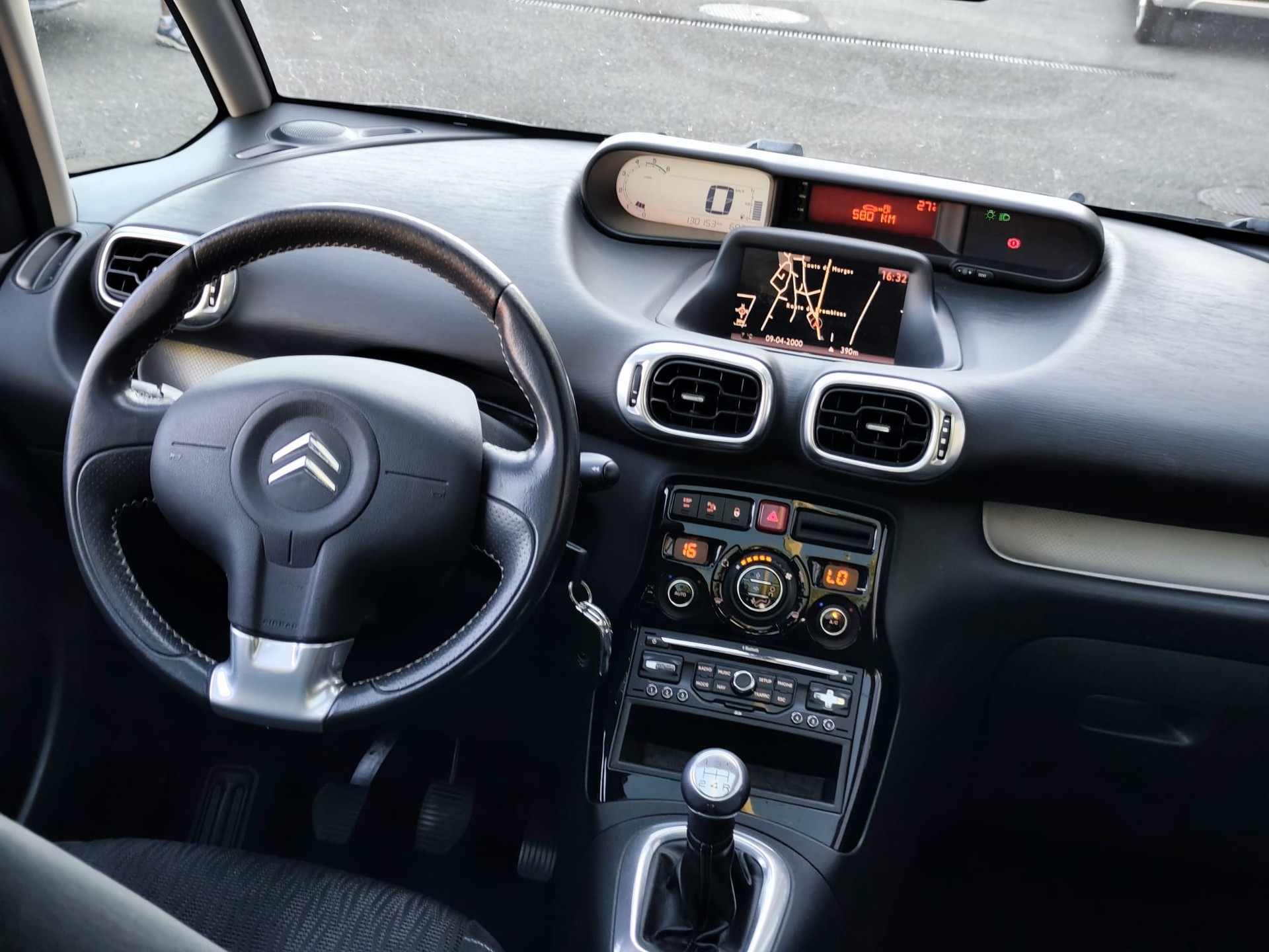 CITROEN 1.6 HDi Exclusive-image-4