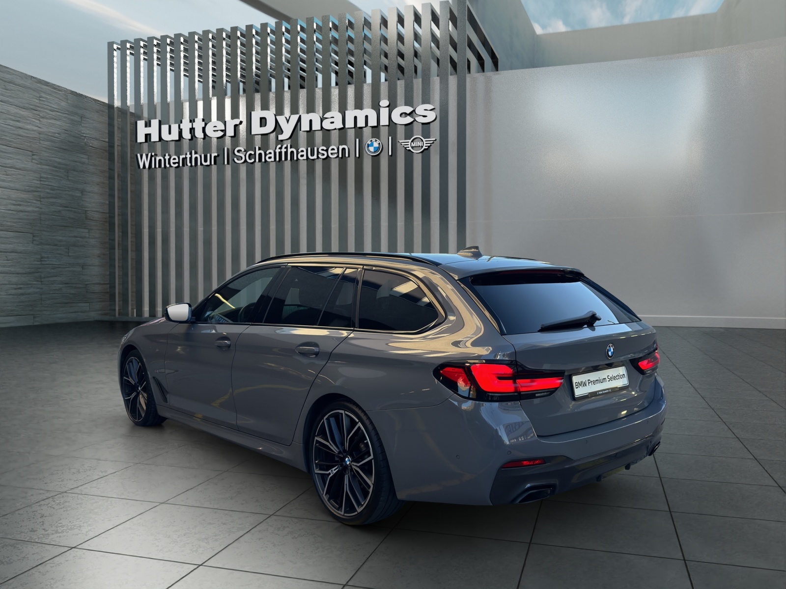 BMW 5er Reihe Touring 520d xDrive M-SPORTPAKET-image-7
