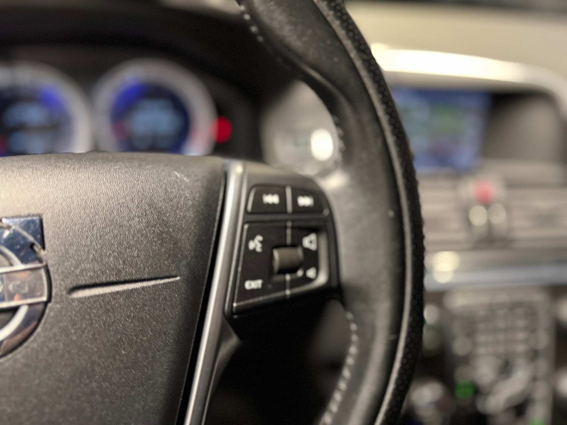 VOLVO XC60 T6 AWD Momentum Geartronic (60)-image-14