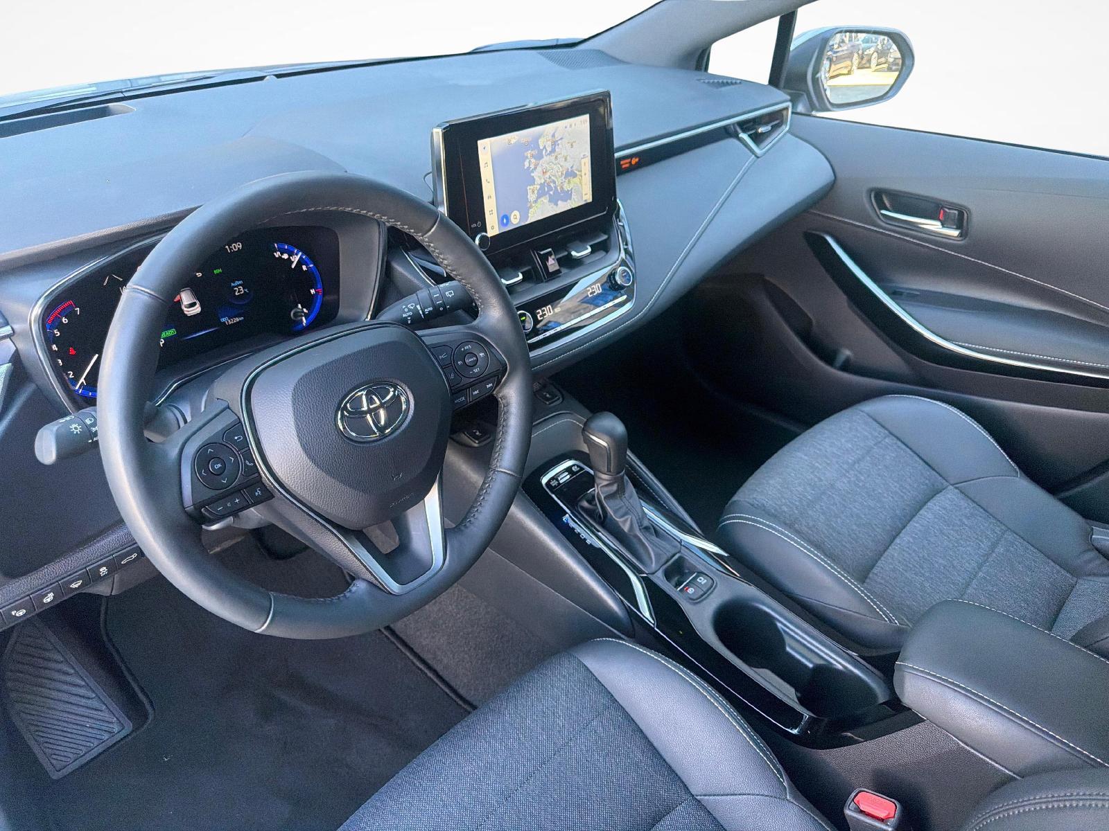 TOYOTA Corolla Touring Sports 1.8 HSD Trend-image-11