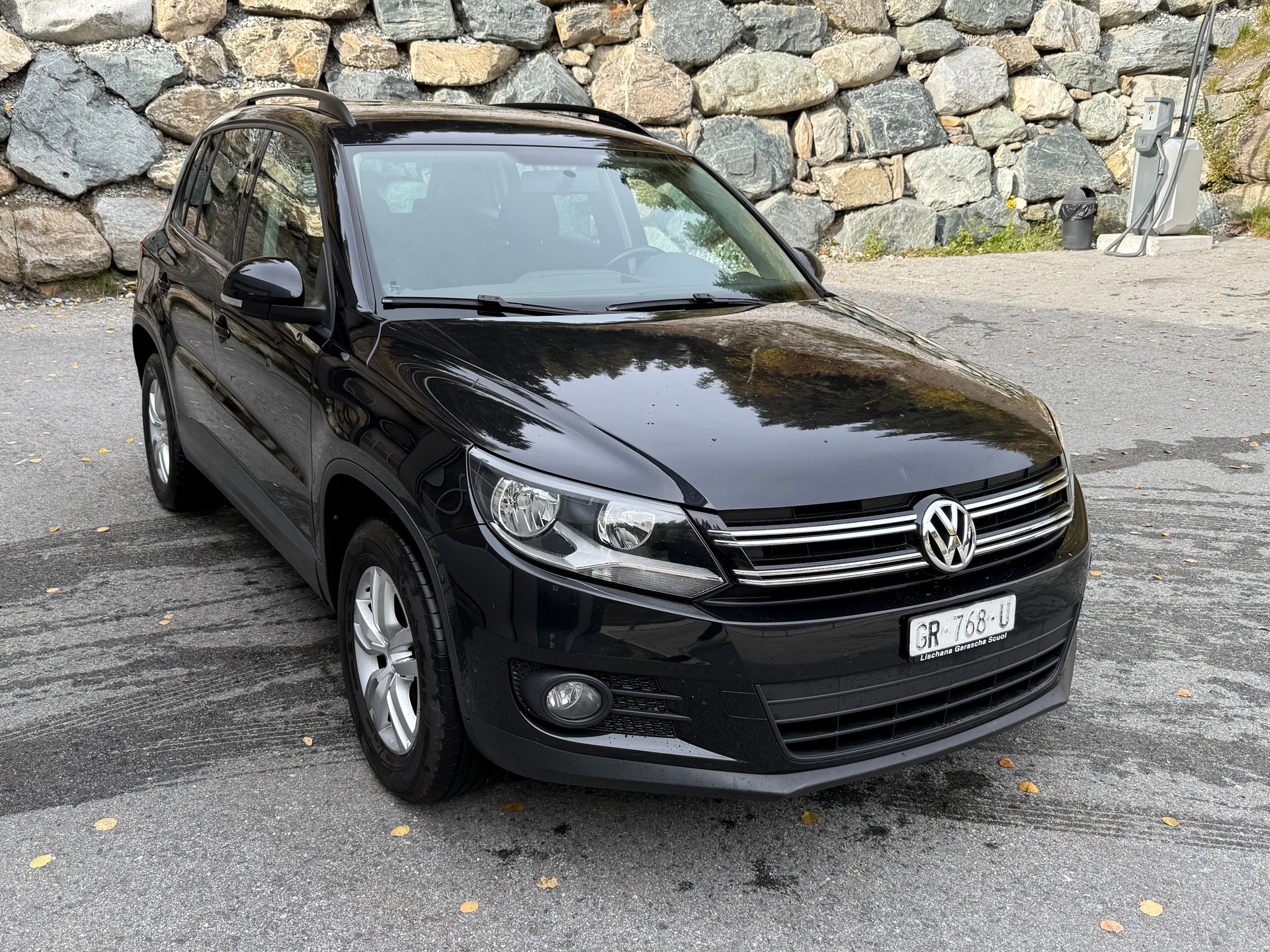 VW Tiguan 2.0 TDI BlueMotion Sport&Style 4Motion DSG-image-2