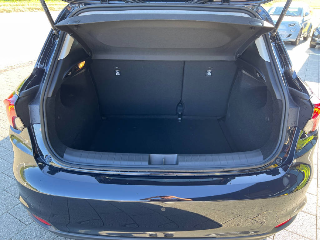 FIAT Tipo 1.5 Hybrid Swiss Edition-image-6