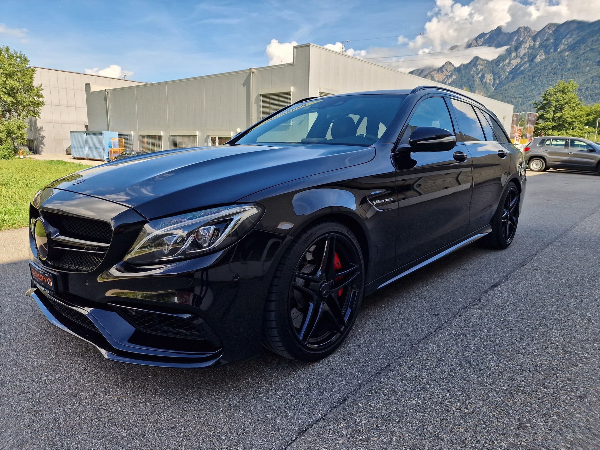 MERCEDES-BENZ C 63 S AMG Speedshift-showroom-element-3