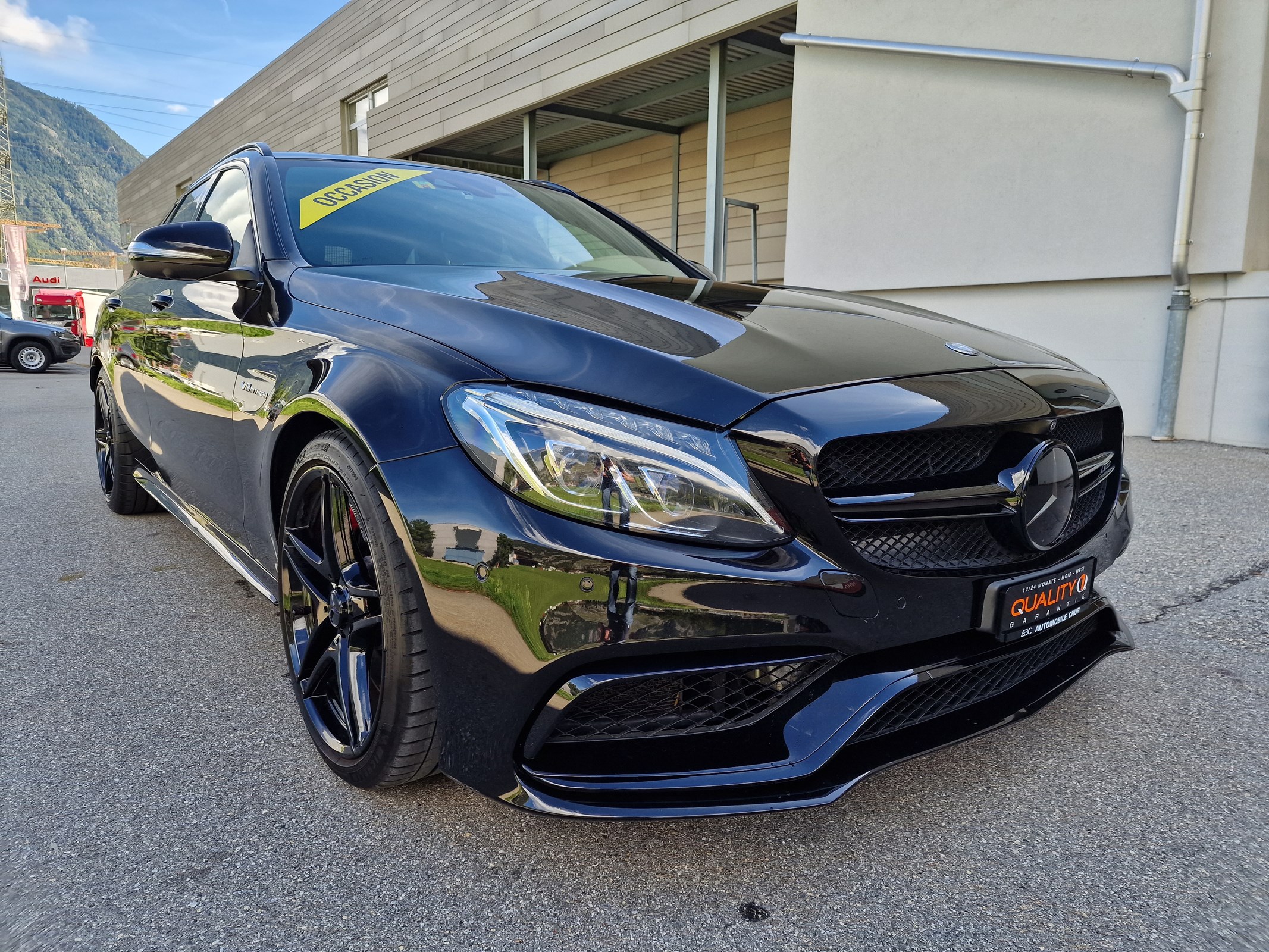 Car photo