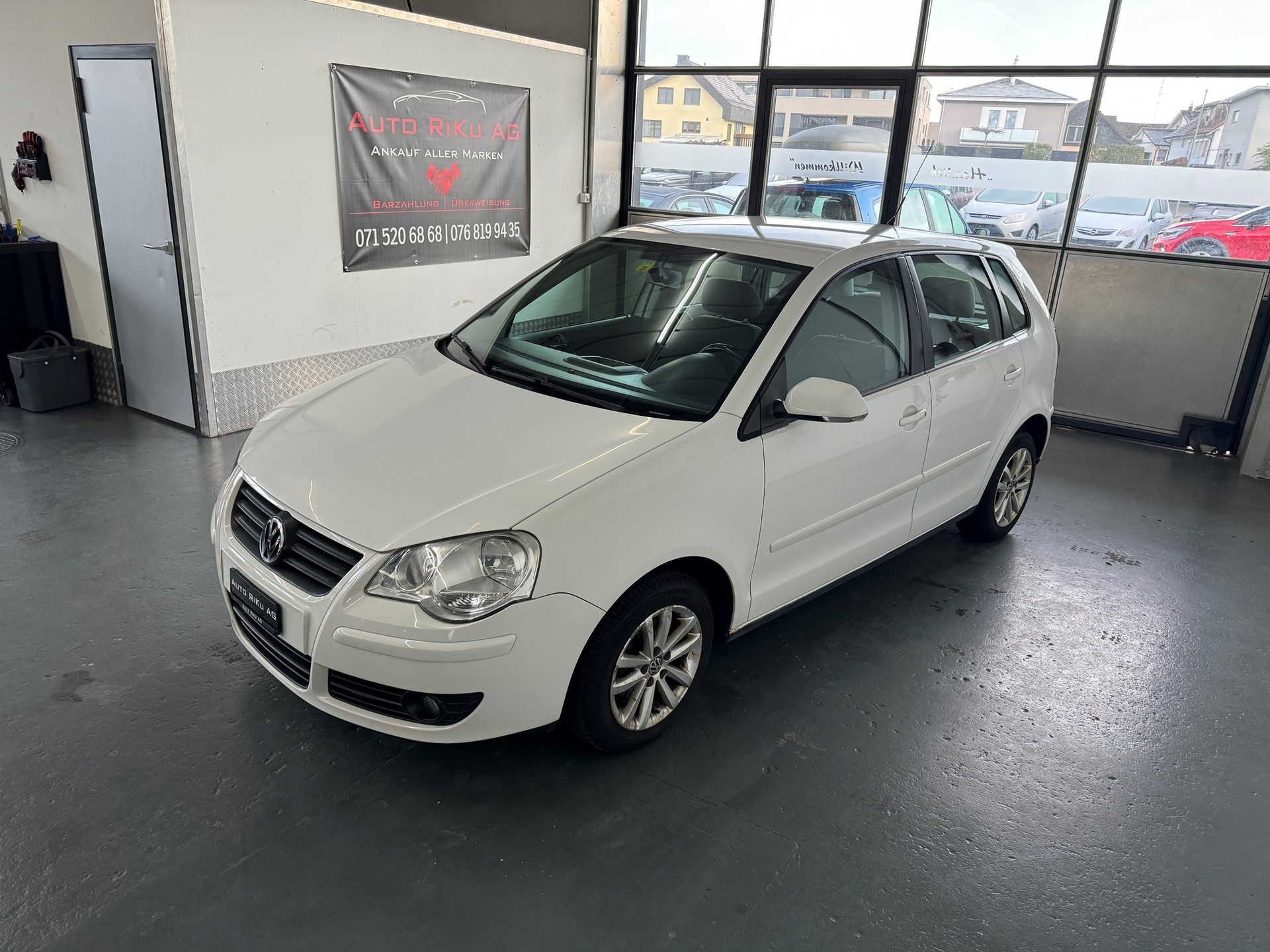 VW Polo 1.6 16V Trendline-image-3