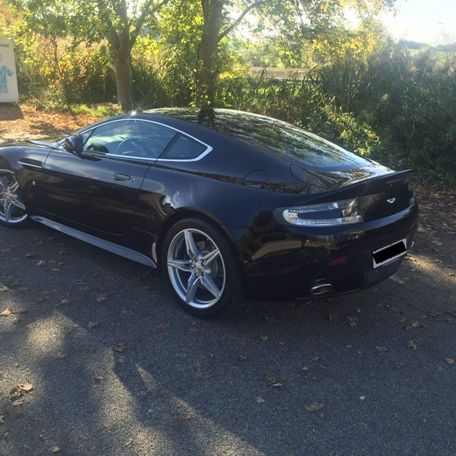ASTON MARTIN V8 Vantage 4.7 S-image-3