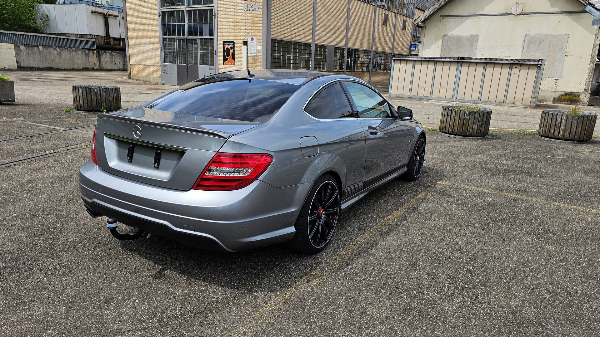 MERCEDES-BENZ C 250 Coupé Sport 7G-Tronic-image-16