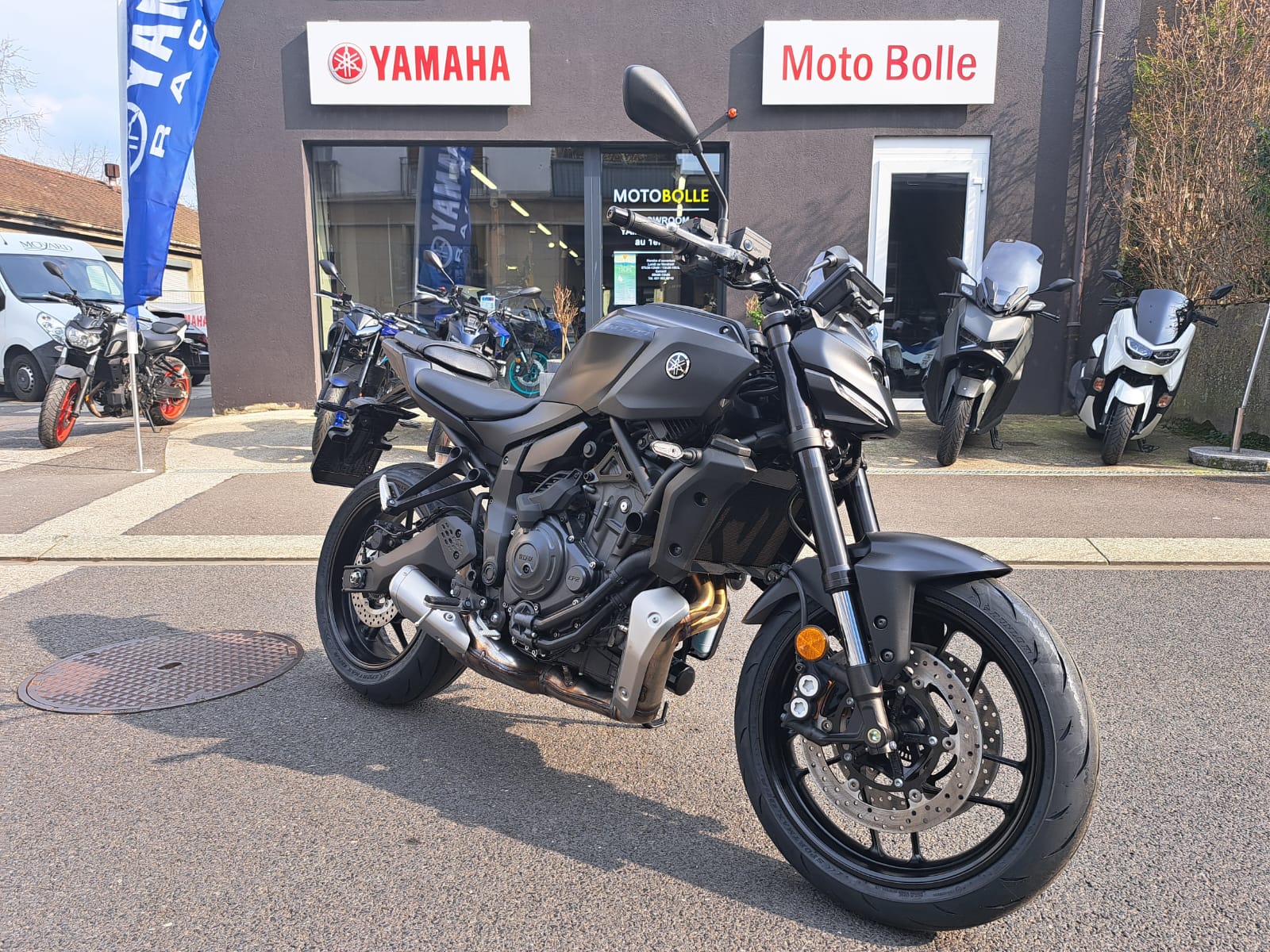 YAMAHA MT-07-showroom-element-1