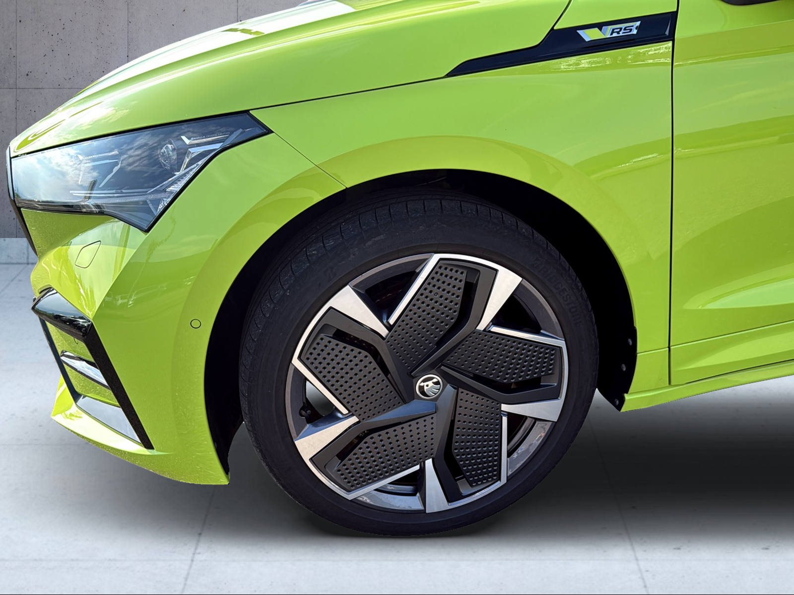 SKODA Enyaq Coupé RS iV 80 4x4-image-8