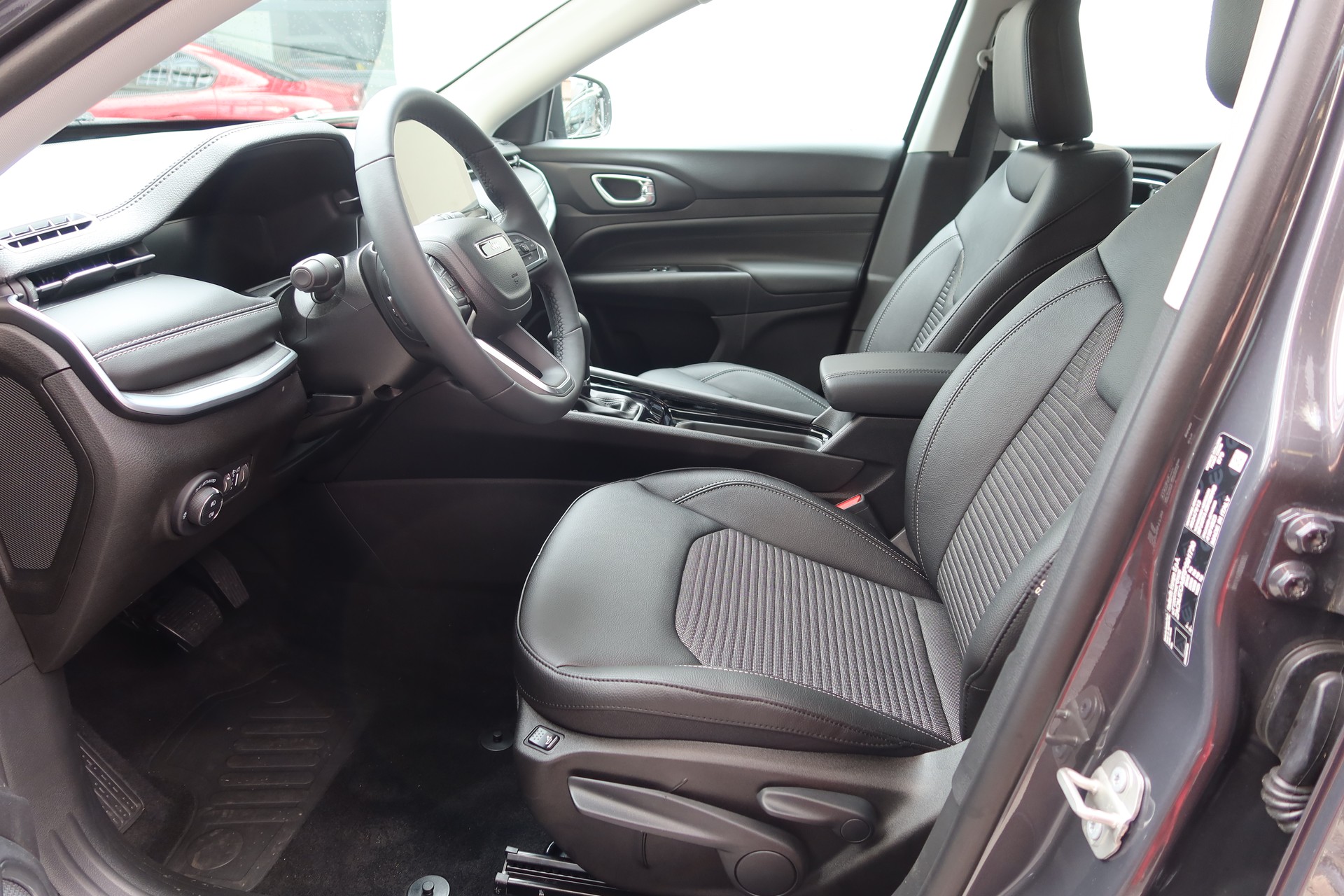 JEEP Compass 4x2 1.5 T Sw.Alt.-image-7