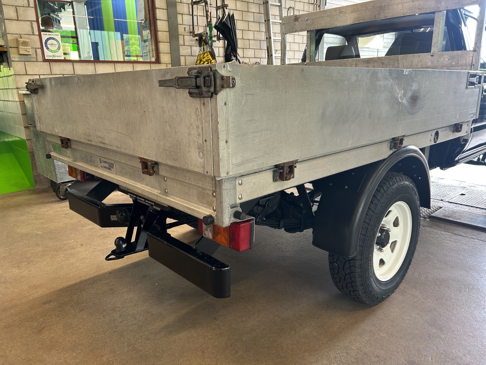 TOYOTA Hilux Alubrücke-image-11