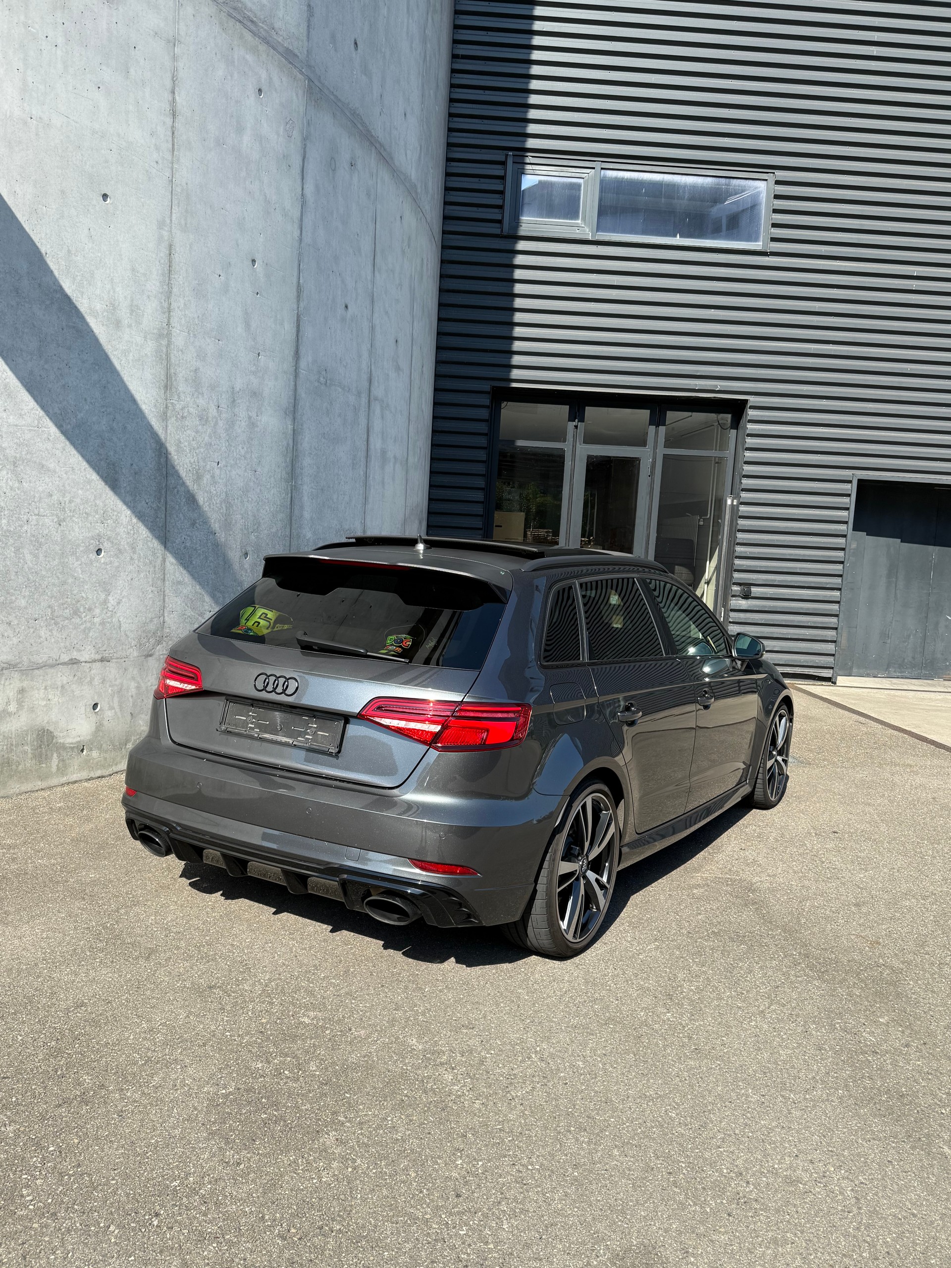 AUDI RS3 Sportback 2.5 TSI quattro S-tronic OHNE OPF-image-2