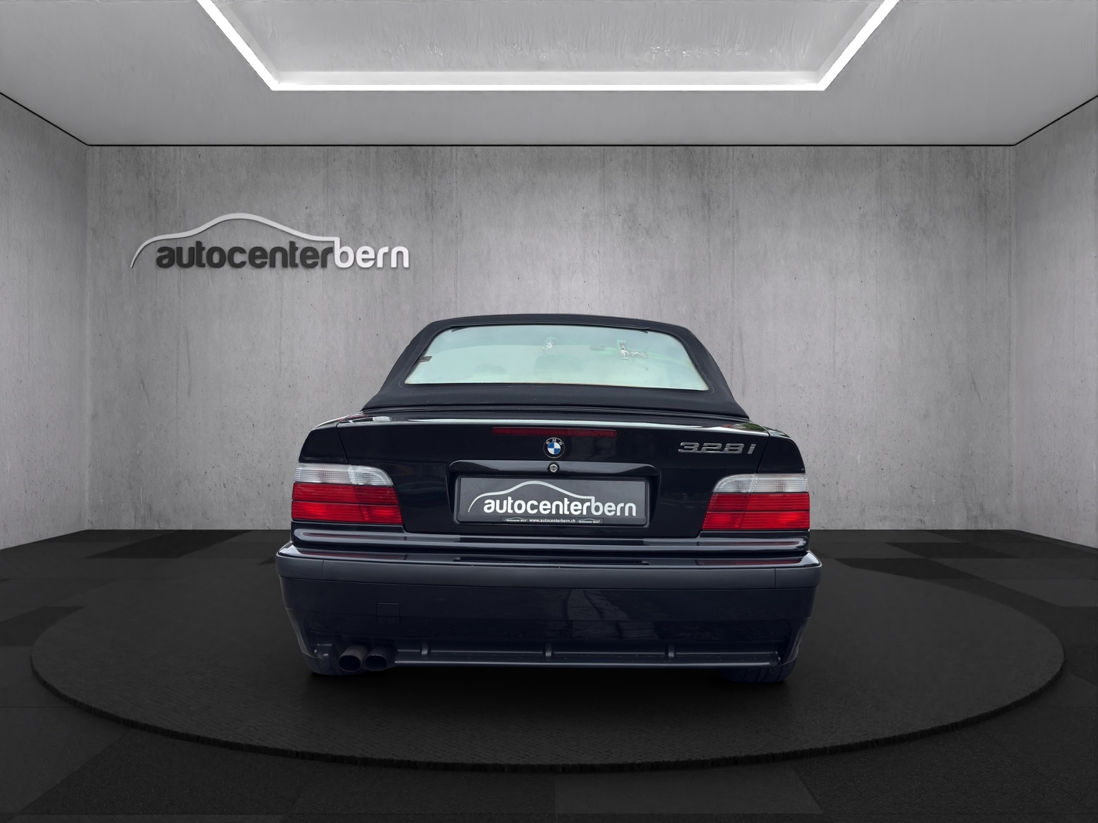 BMW 328i A Cabrio Sport-image-5