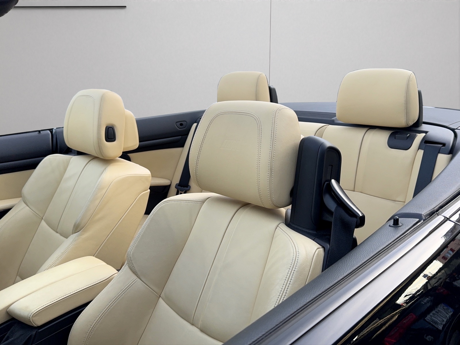 BMW M3 Cabriolet DSG-image-13