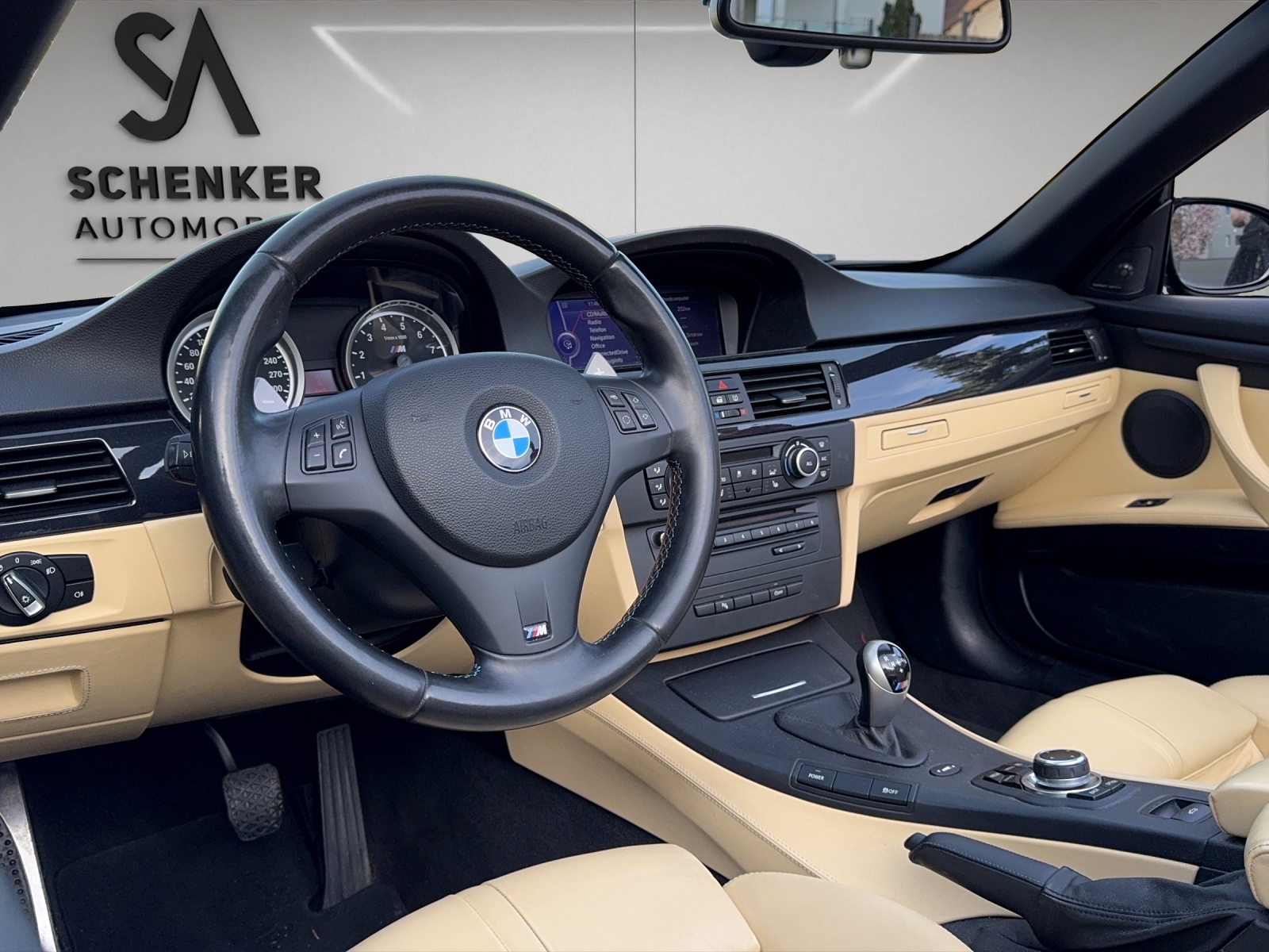 BMW M3 Cabriolet DSG-image-9