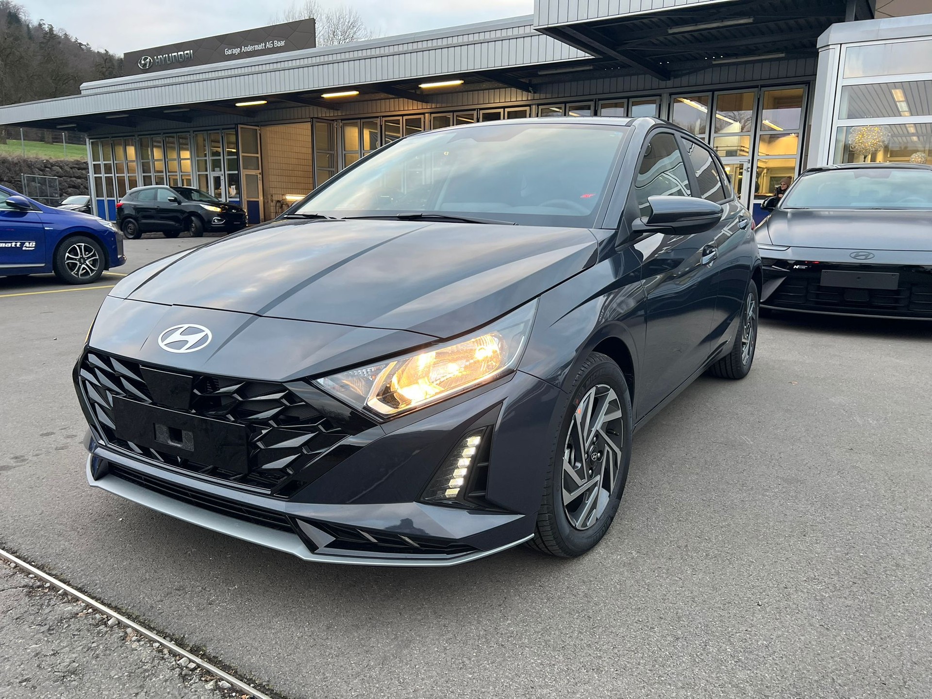 HYUNDAI i20 1.0 T-GDi Amplia DCT-image-2