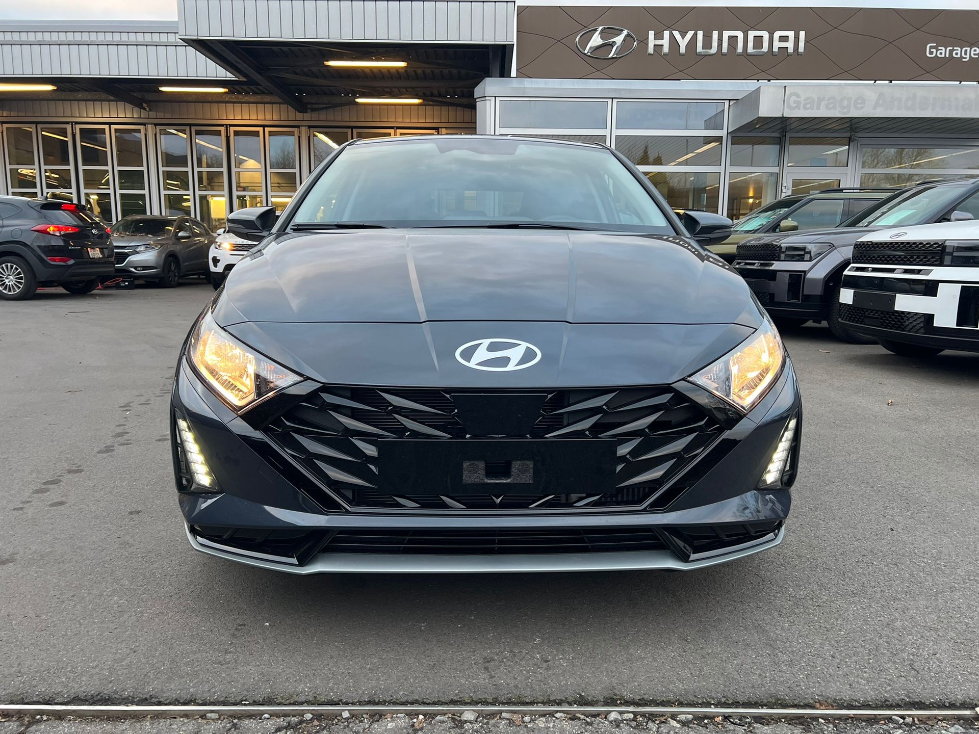 HYUNDAI i20 1.0 T-GDi Amplia DCT-image-1